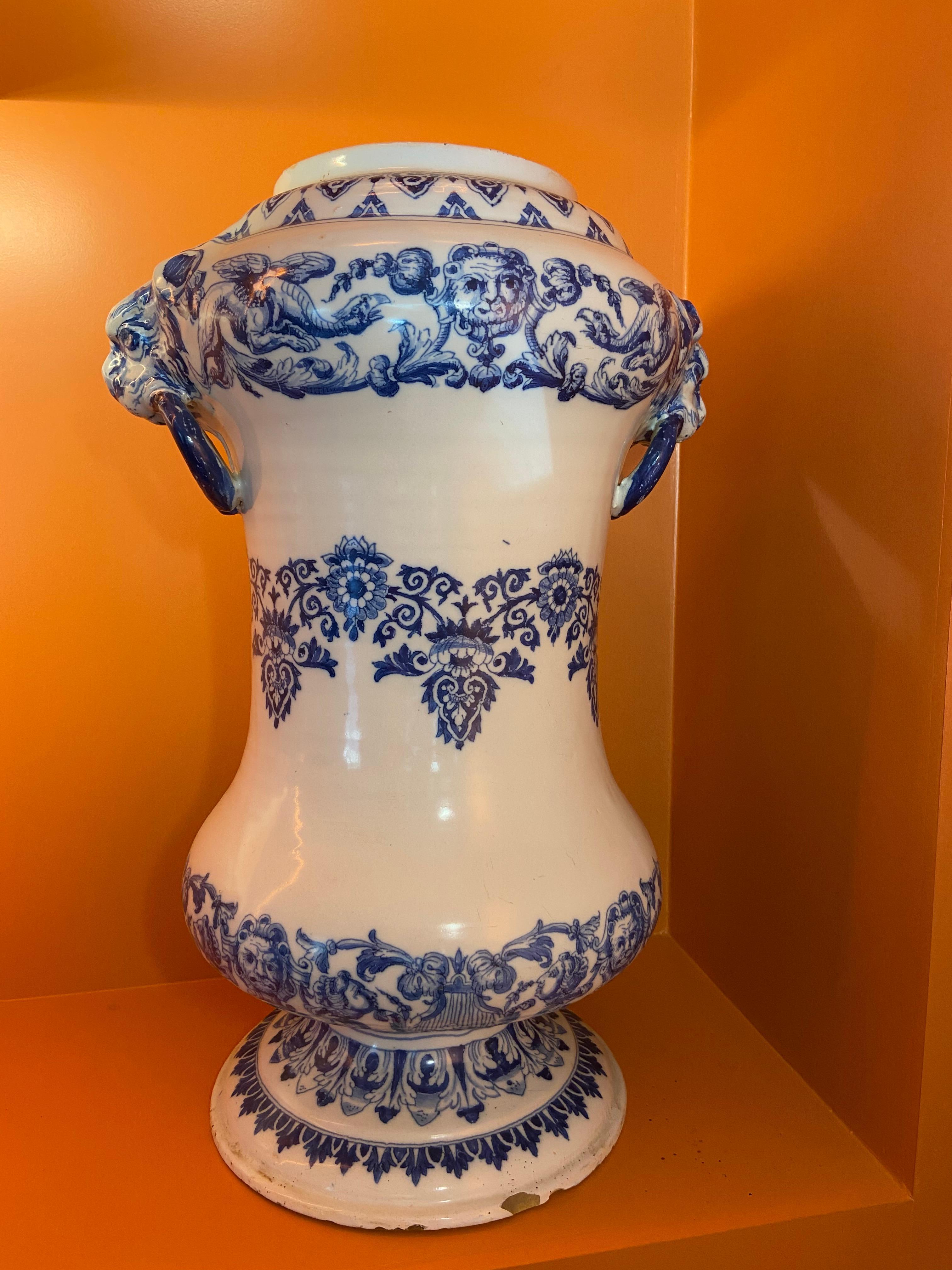 Earthenware Faience Blue and White Water Cistern, Rouen or Lille, French Work, 18th Century For Sale