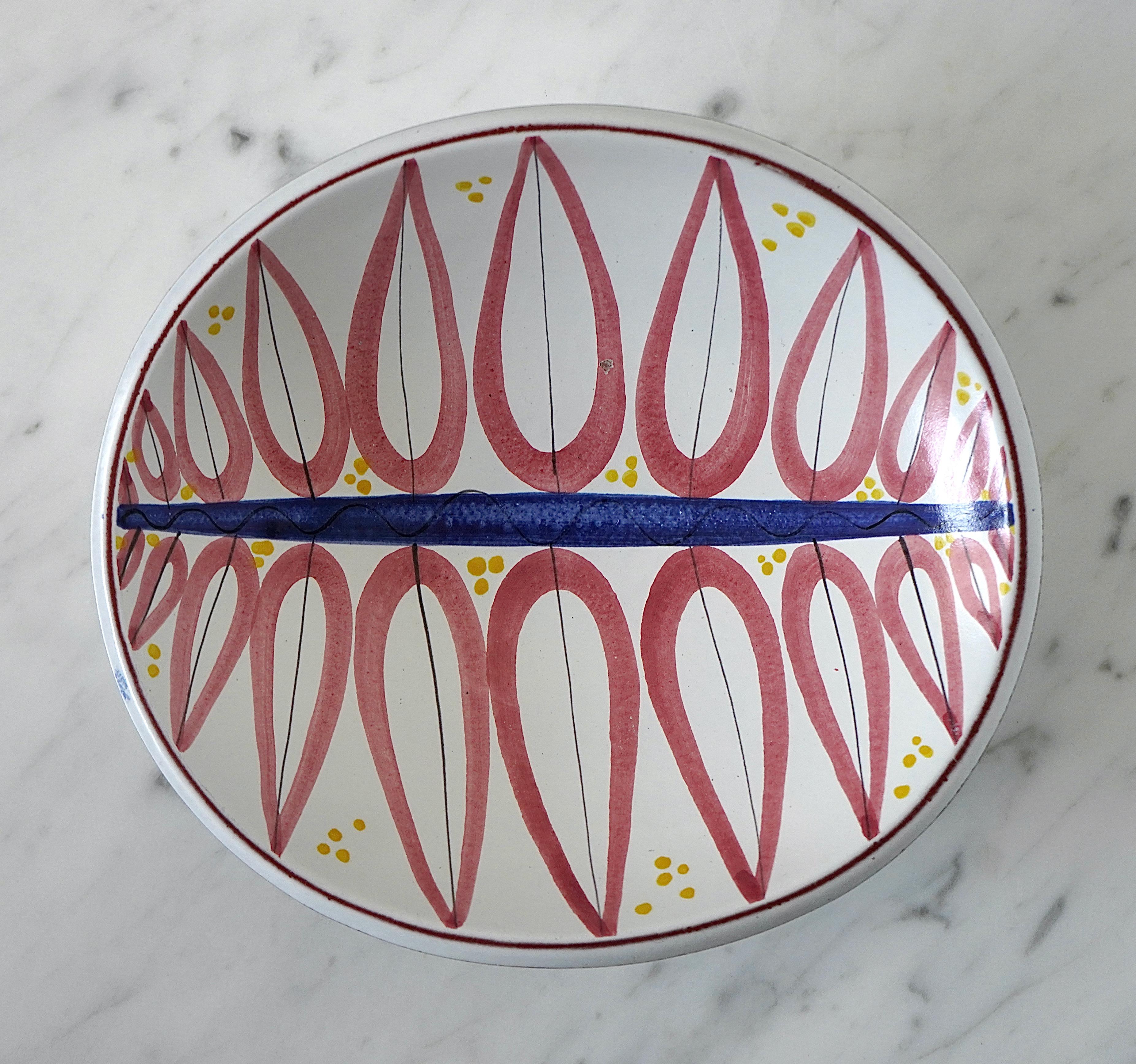 Faience Bowl by Stig Lindberg for Gustavsberg Studio, Sweden, 1950s In Fair Condition For Sale In Malmö, SE