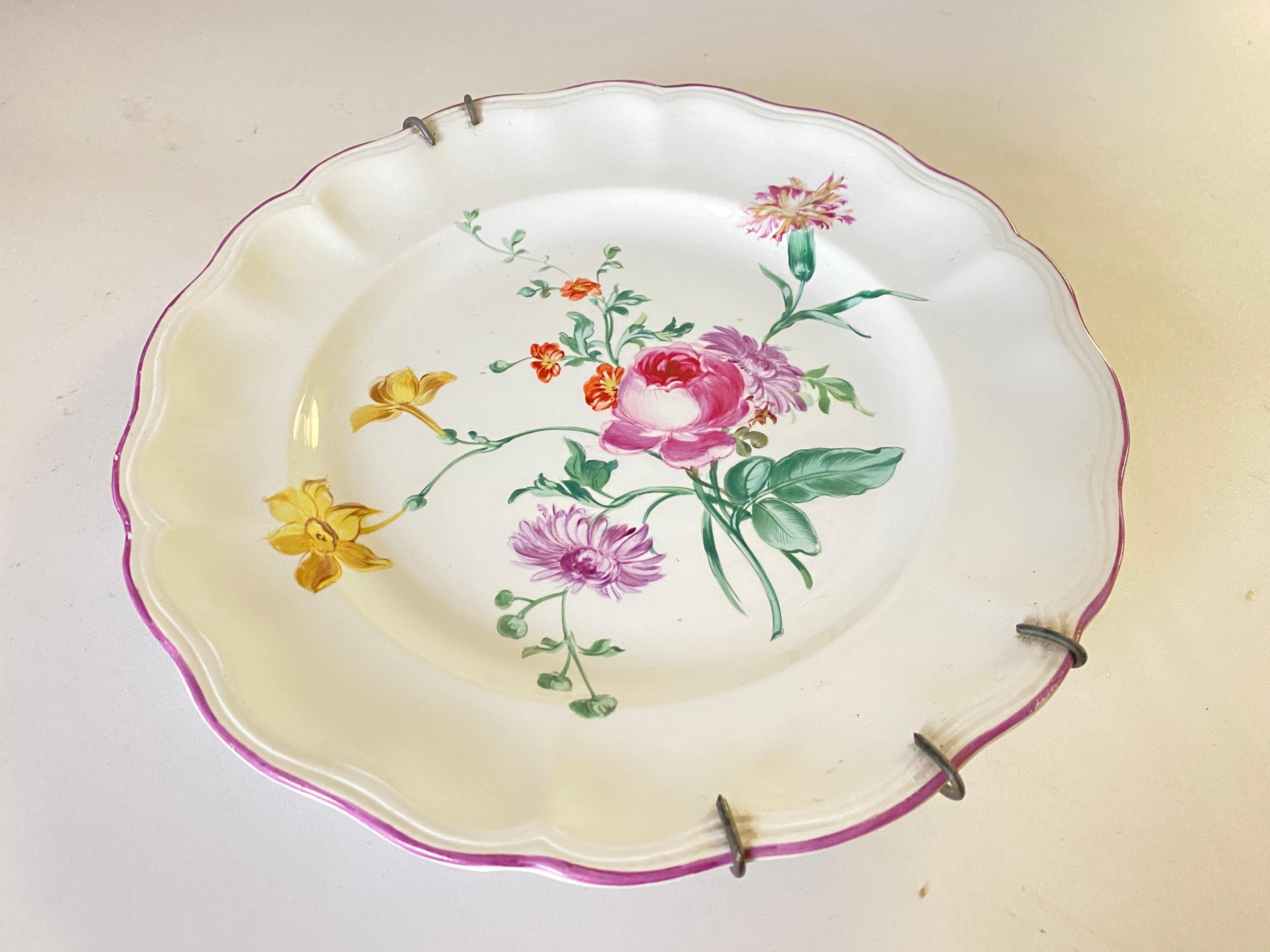 Faience Dish, by Luneville, with Flowers Decor France 19th Century, Signed In Good Condition For Sale In Auribeau sur Siagne, FR