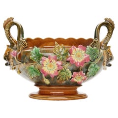Blumentopf aus Fayence, Frankreich, Ende des 19. – Anfang des 20. Jahrhunderts