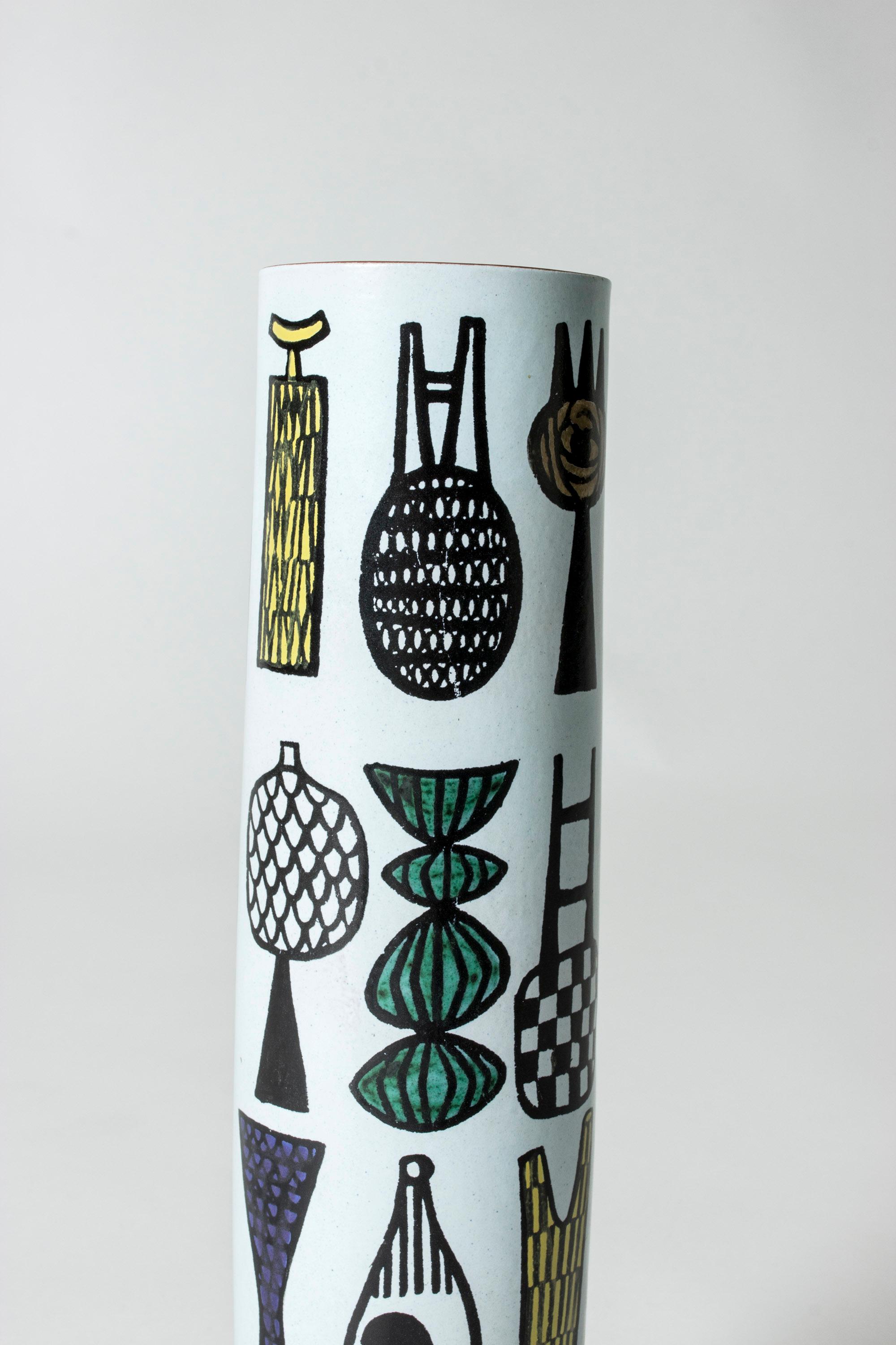 Vase „Karneval“ aus Fayence von Stig Lindberg (Mitte des 20. Jahrhunderts) im Angebot
