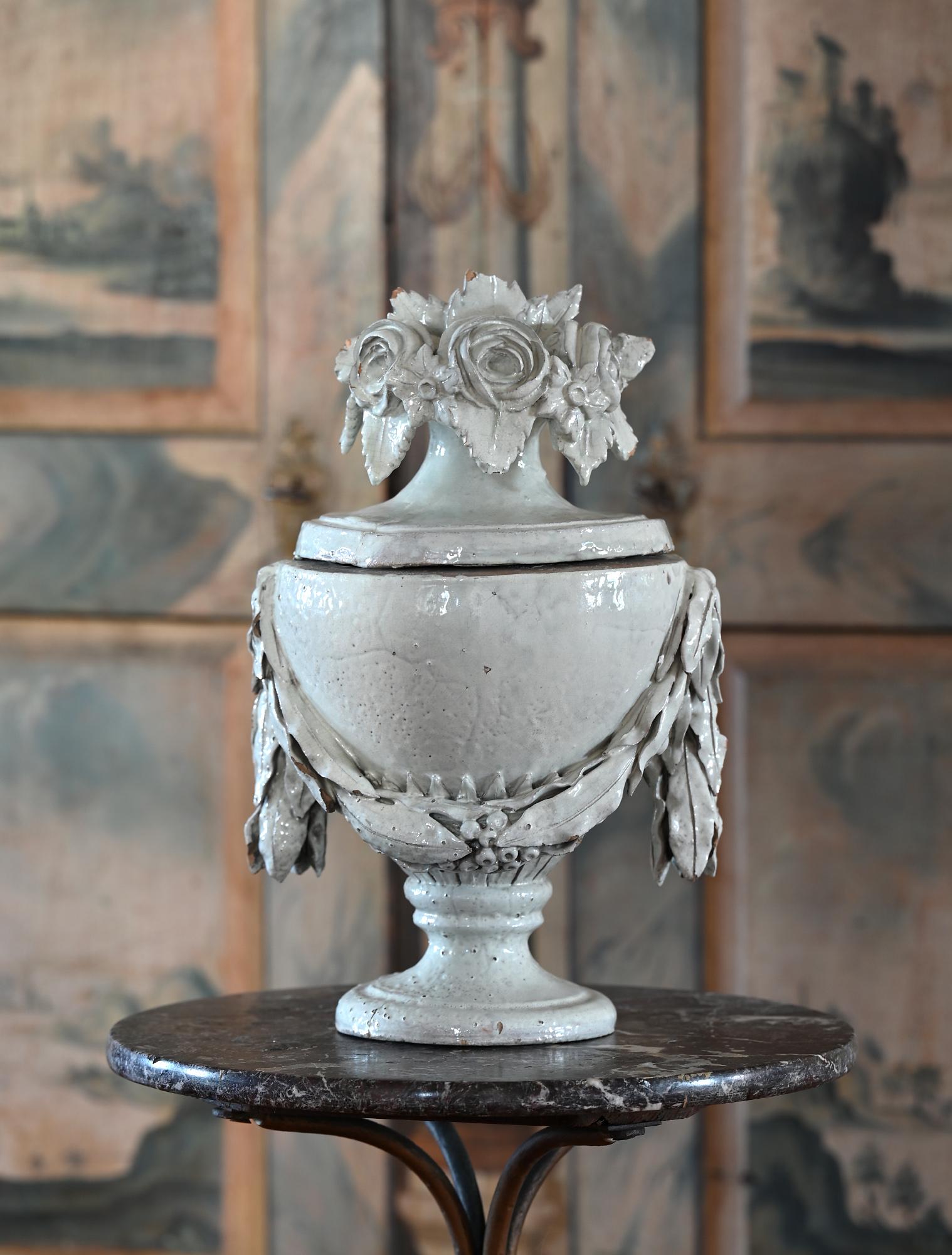 Special faience vase with lid, German, circa 1780.
The rare vase is white glazed and very nicely shaped.
The lid vase is an very decorative object.