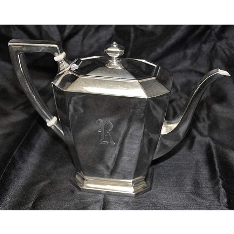 FAIRFAX, Gorham, 6 pieces sterling silver tea and coffee set, with silver tray, patented in 1910. Total approx. weight: 112 troy ounces of .925 sterling silver. Coffee pot: 20.5 oz troy-Teapot: 17.23 oz troy- Sugar bowl with lid:12.15 oz troy.