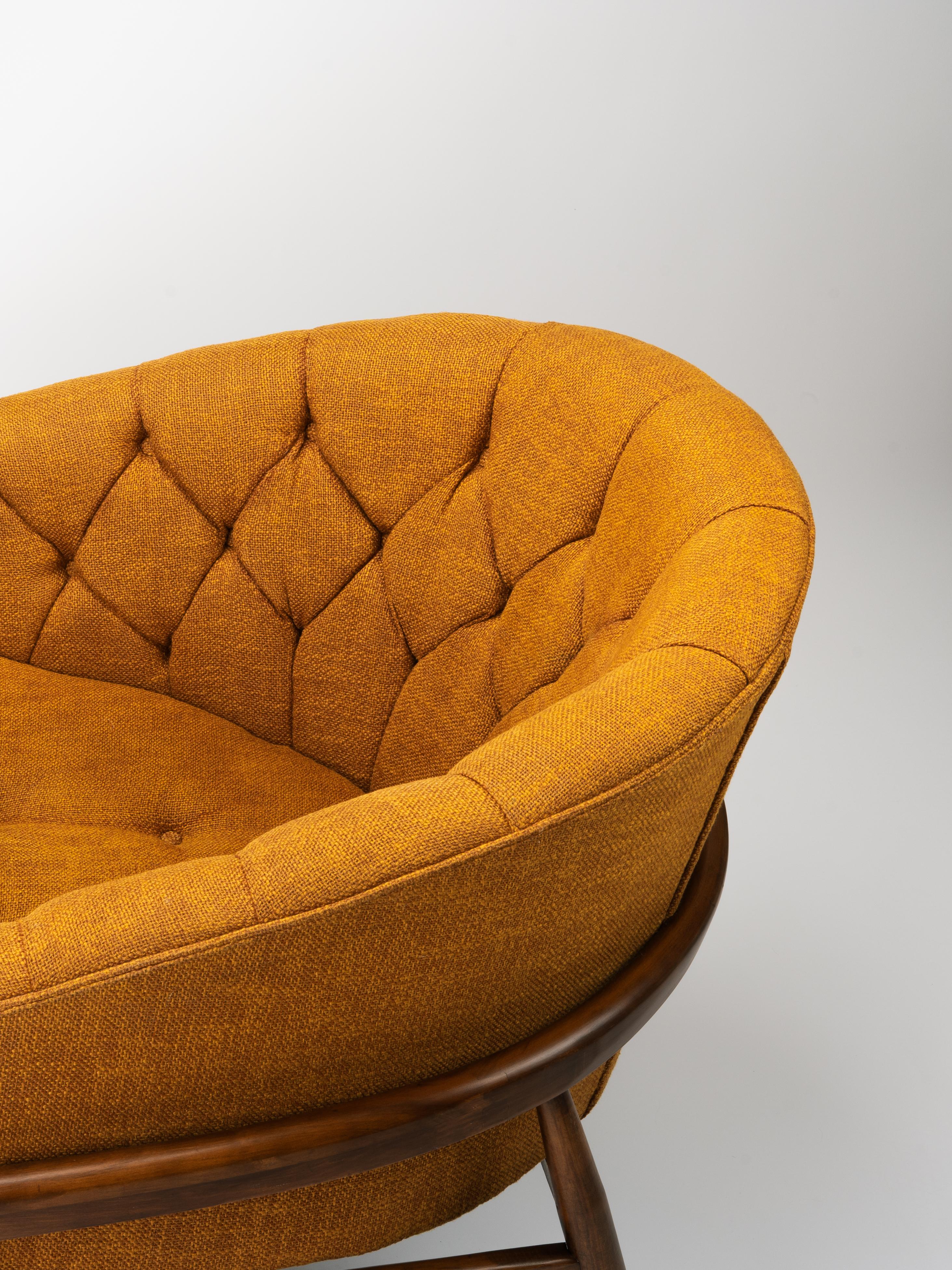 Fairfield Chair Co. Gold Tufted Mid-Century Barrel Back Lounge Chair For Sale 4