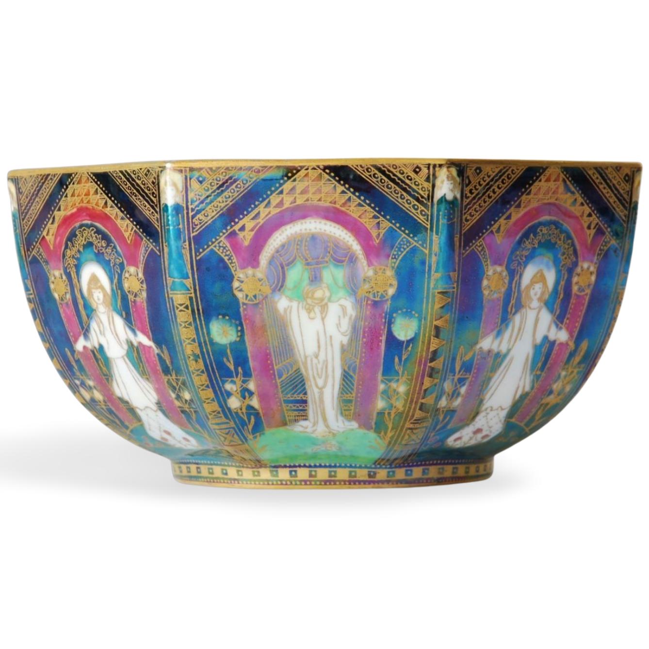 Fairyland Lustre Bowl, Geisha Wedgwood, circa 1925 For Sale 3