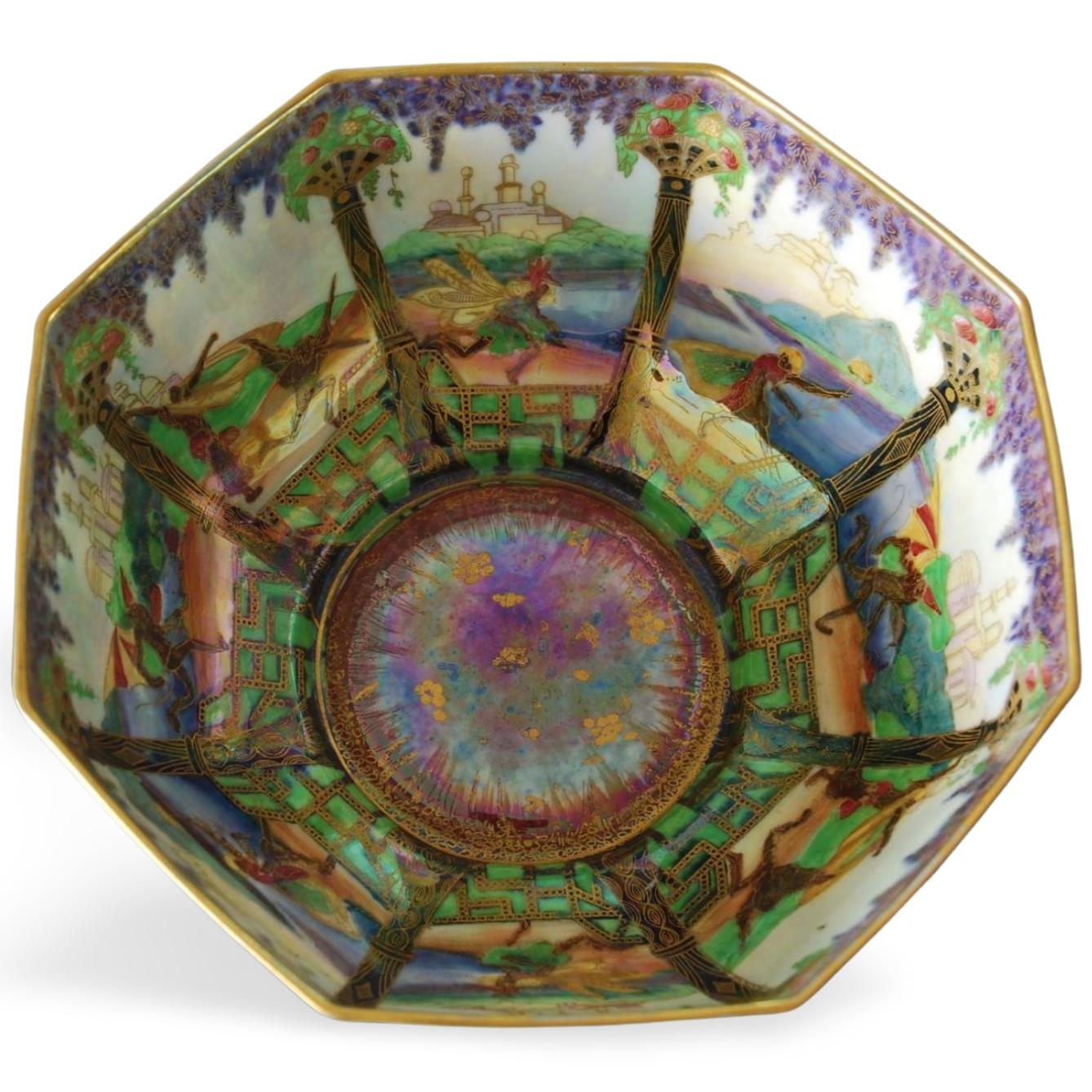 English Fairyland Lustre Bowl, Geisha Wedgwood, circa 1925 For Sale