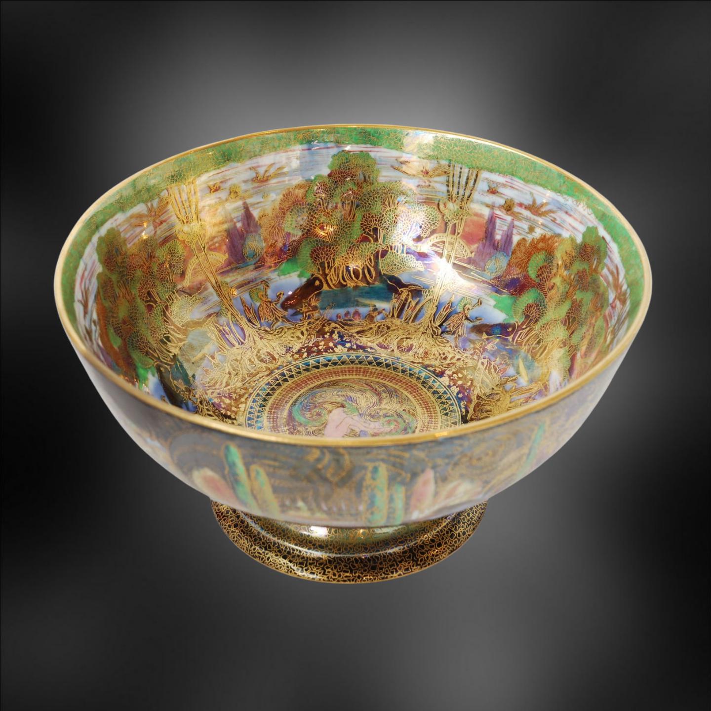 Fairyland Lustre Punch Bowl, Wedgwood, circa 1925 In Good Condition In Melbourne, Victoria