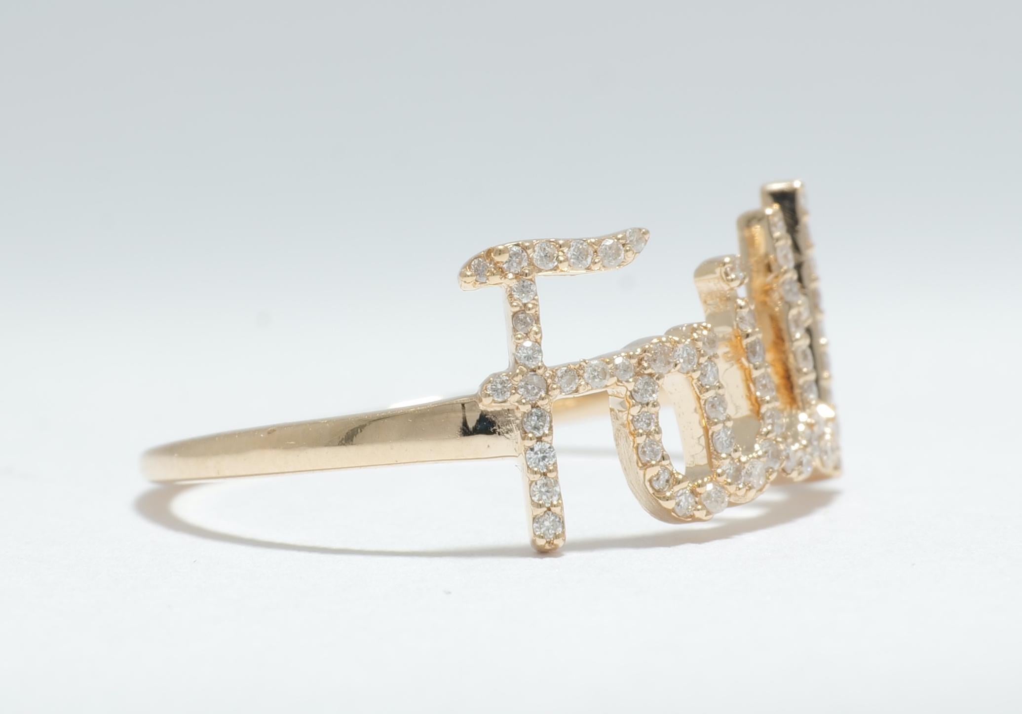 Taglio rotondo Anello con diamante Faith Script in oro massiccio 14K (certificato) in vendita