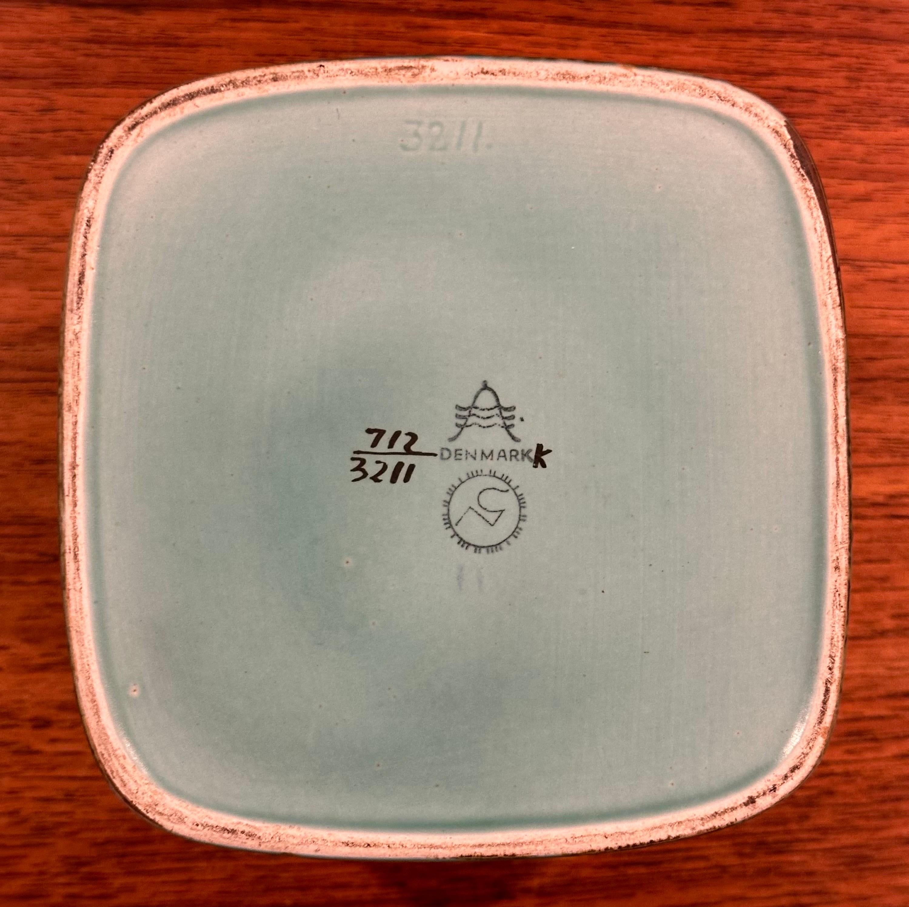 Fajance Lidded Box / Humidor by Nils Thorsson for Royal Copenhagen For Sale 2
