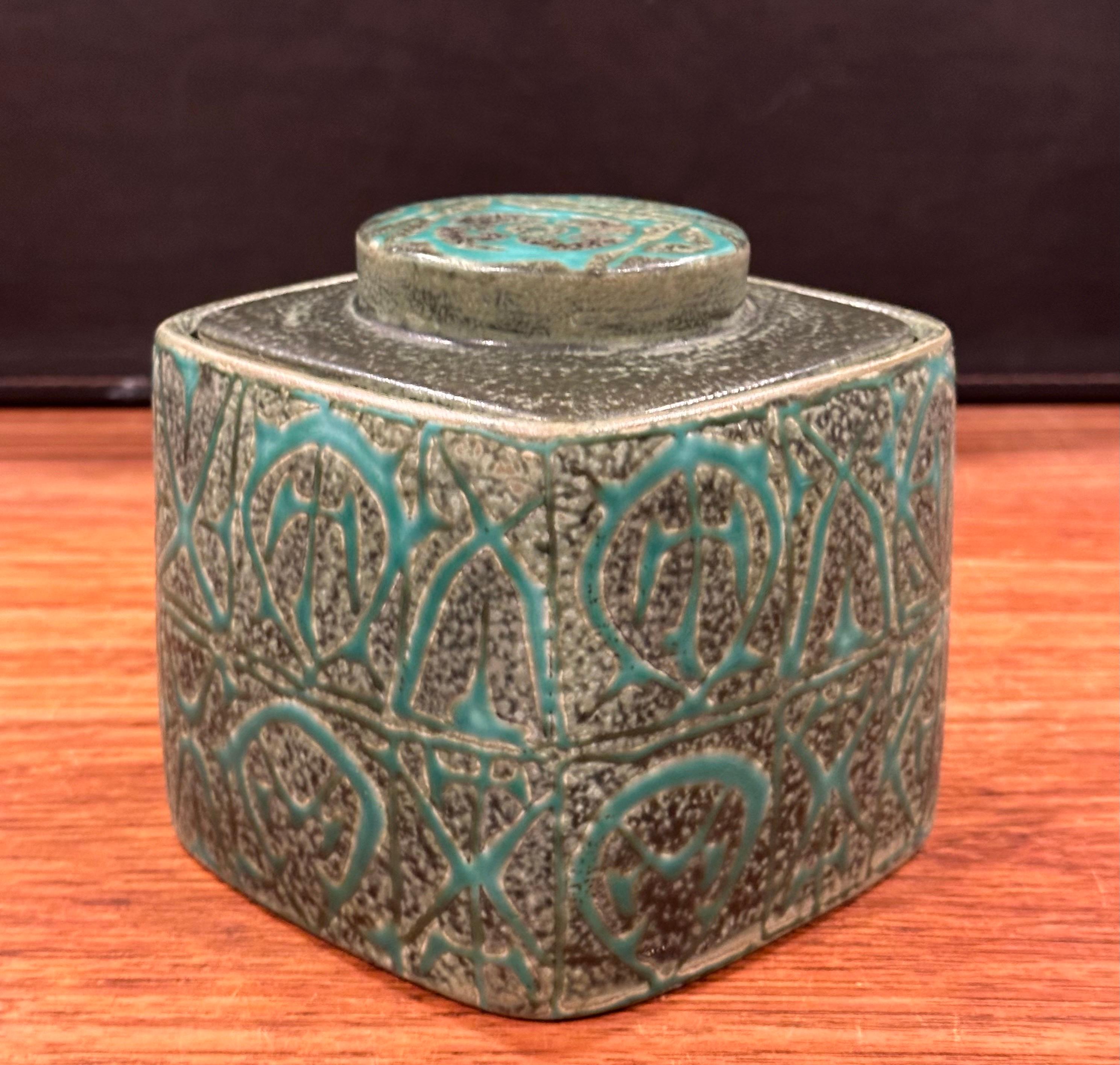 Fajance Lidded Box / Humidor by Nils Thorsson for Royal Copenhagen In Good Condition For Sale In San Diego, CA
