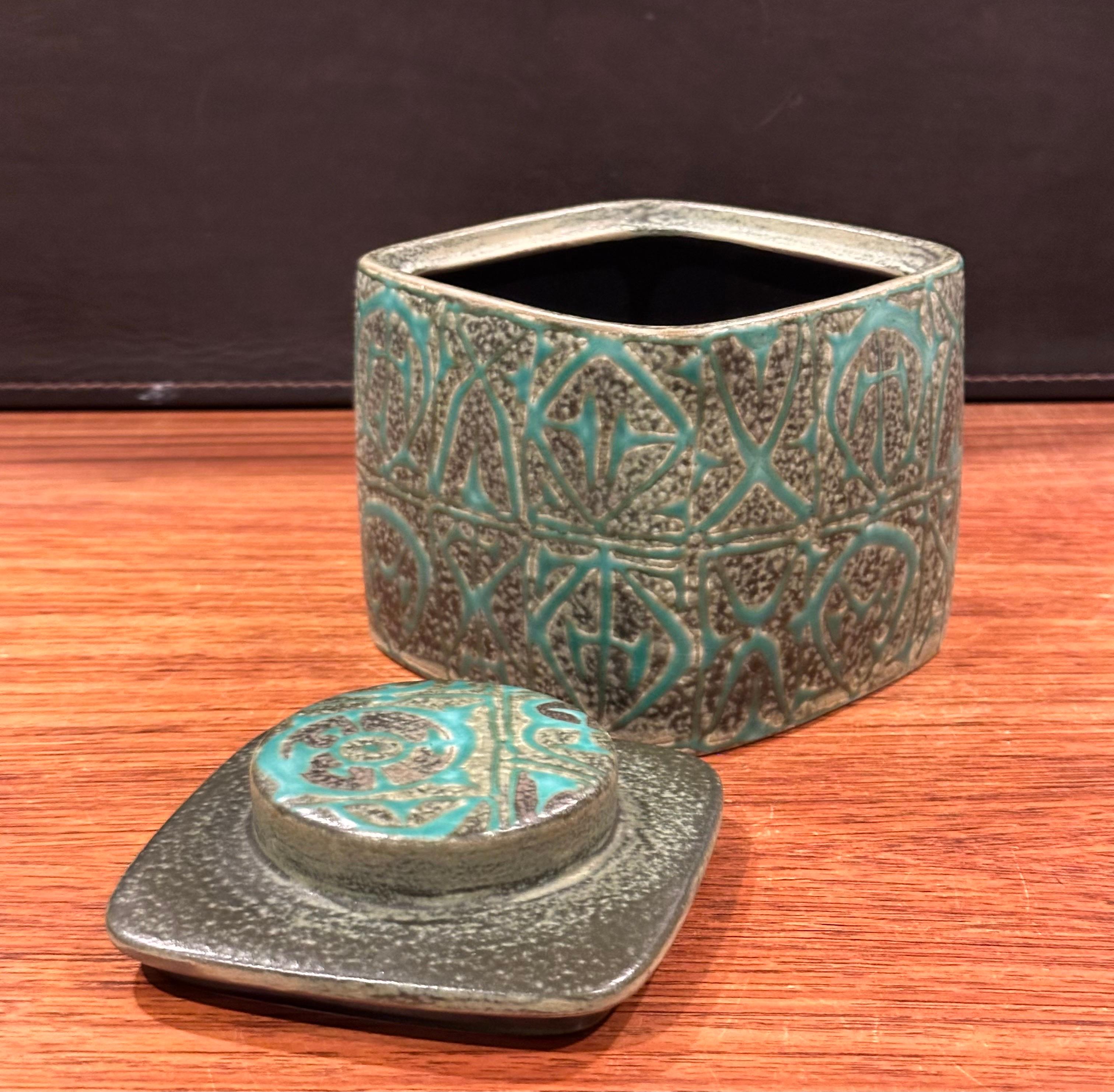 Fajance Lidded Box / Humidor by Nils Thorsson for Royal Copenhagen For Sale 1
