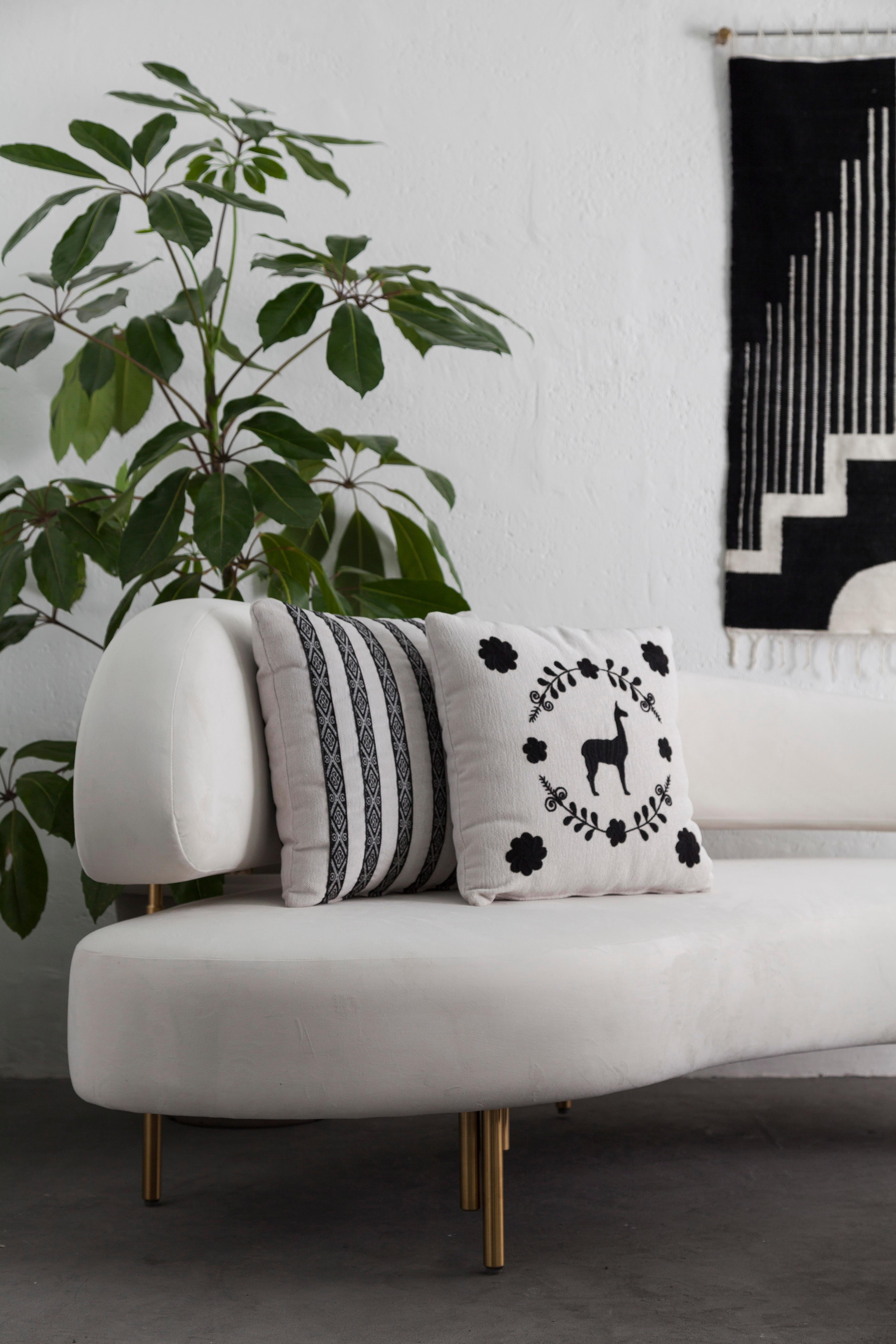 FAJAS Handwoven Artisanal Sash Pillow in Ivory Upholstery by ANDEAN, In Stock In New Condition In Quito, EC