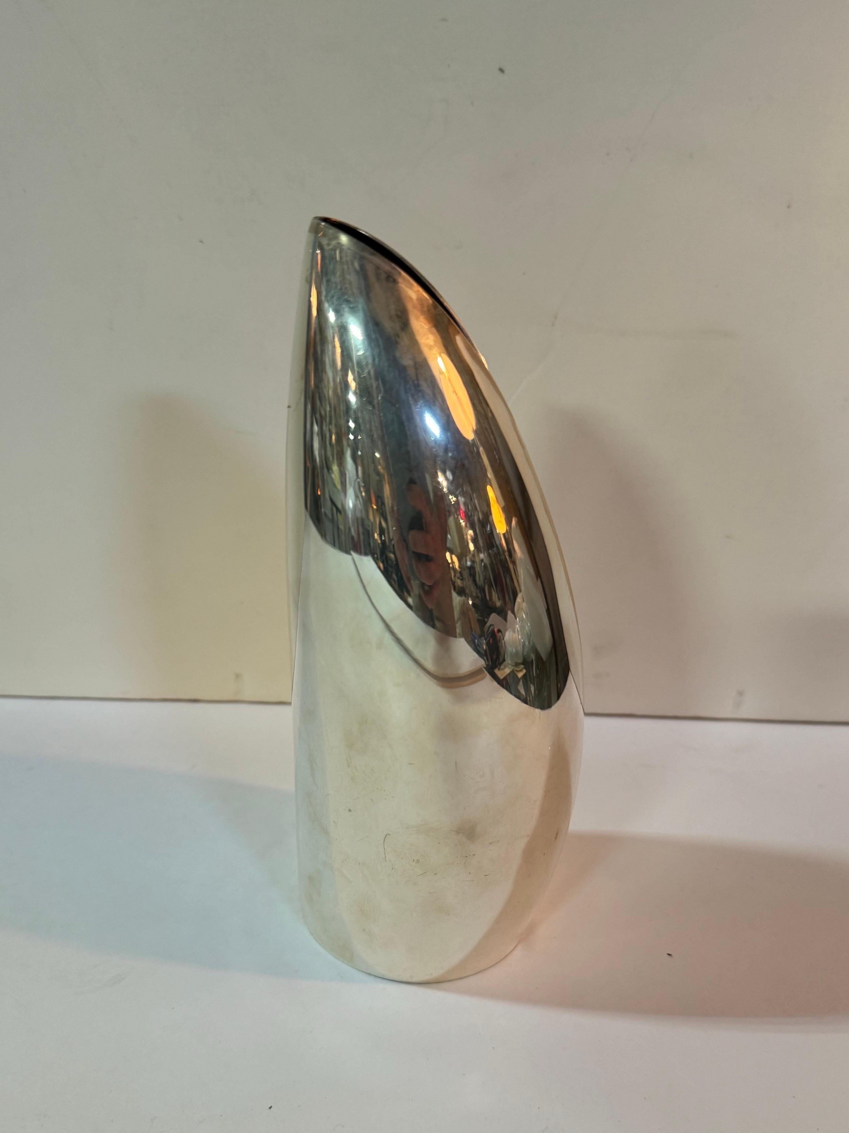 Versilberte Vase 