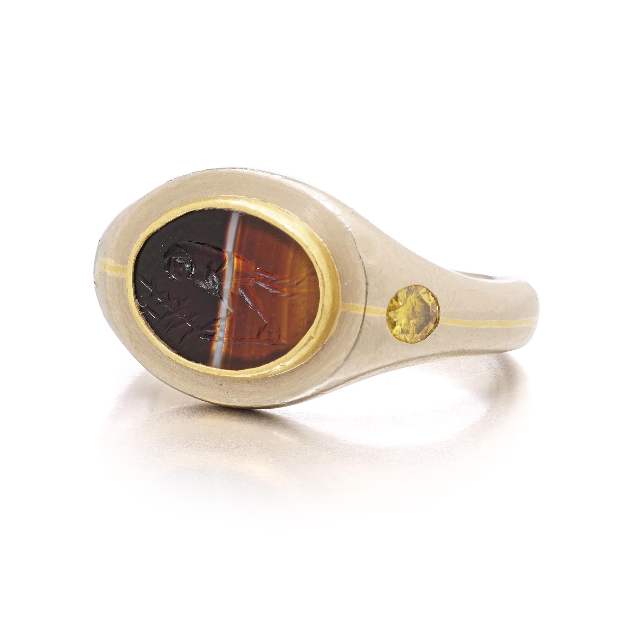 Falco Marx 18kt Gold Roman Agate Intaglio Ring with Yellow Diamonds For Sale 3