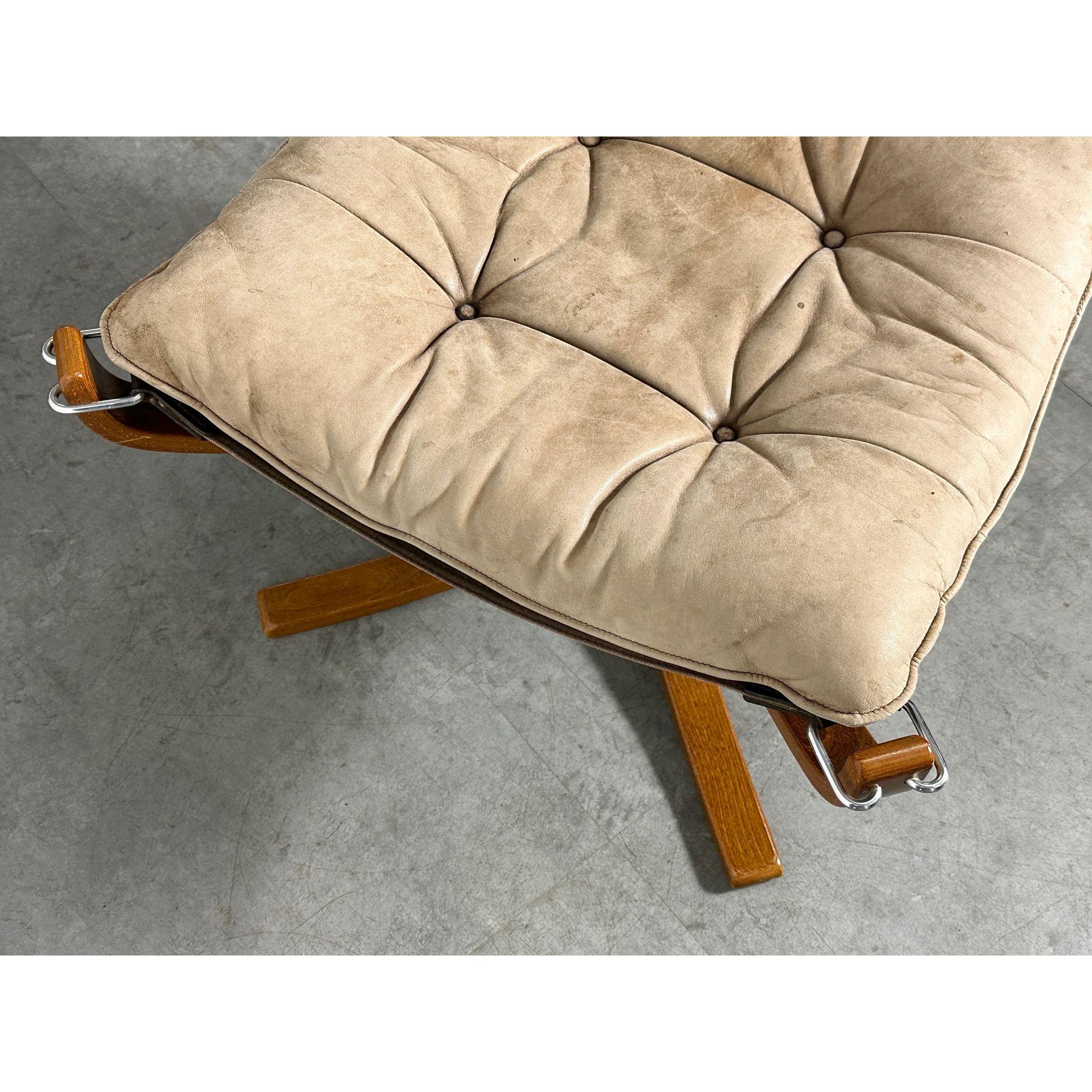 Falcon Bentwood and Leather Sling Footstool by Sigurd Ressell for Vatne 1970s In Good Condition For Sale In Troy, MI