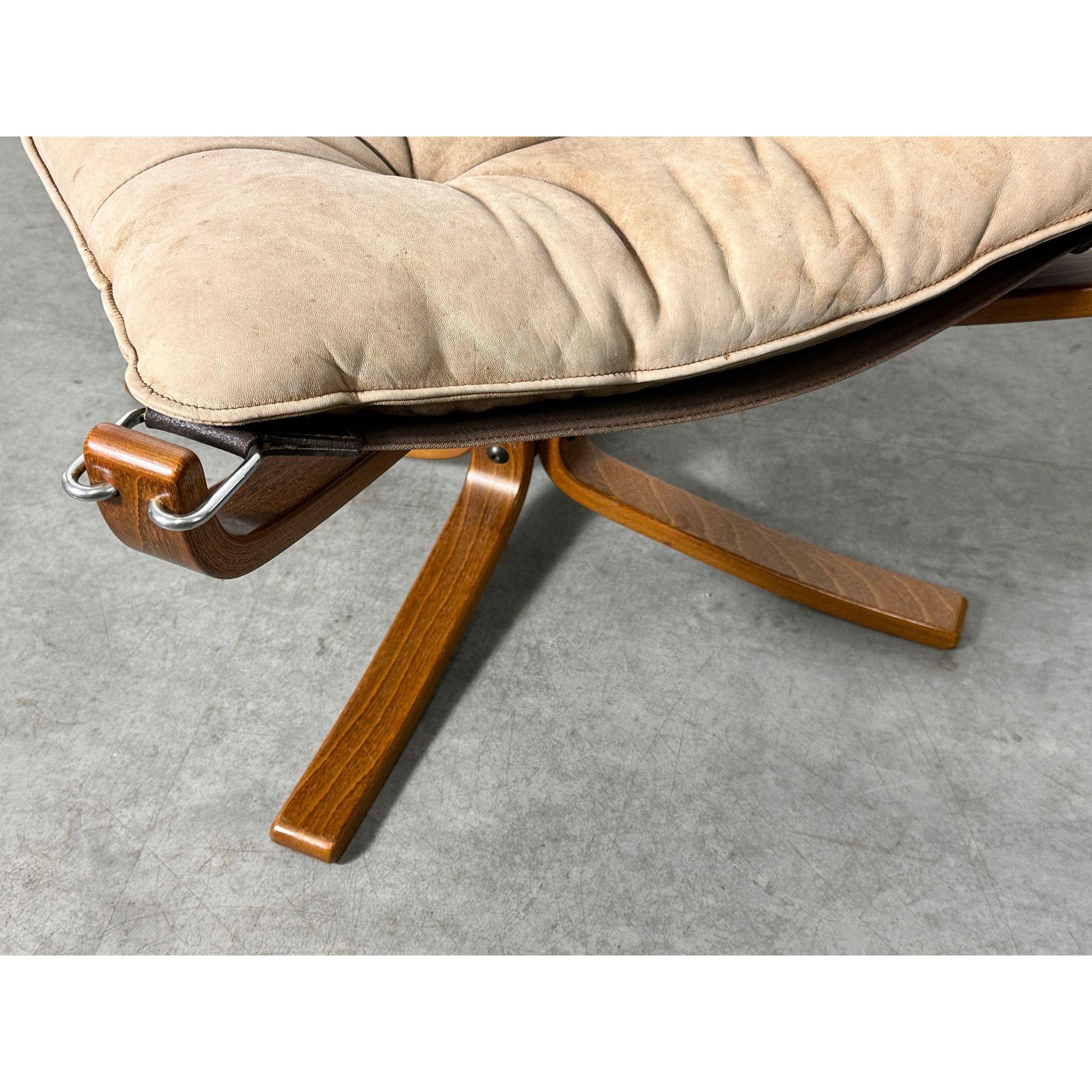 20th Century Falcon Bentwood and Leather Sling Footstool by Sigurd Ressell for Vatne 1970s For Sale