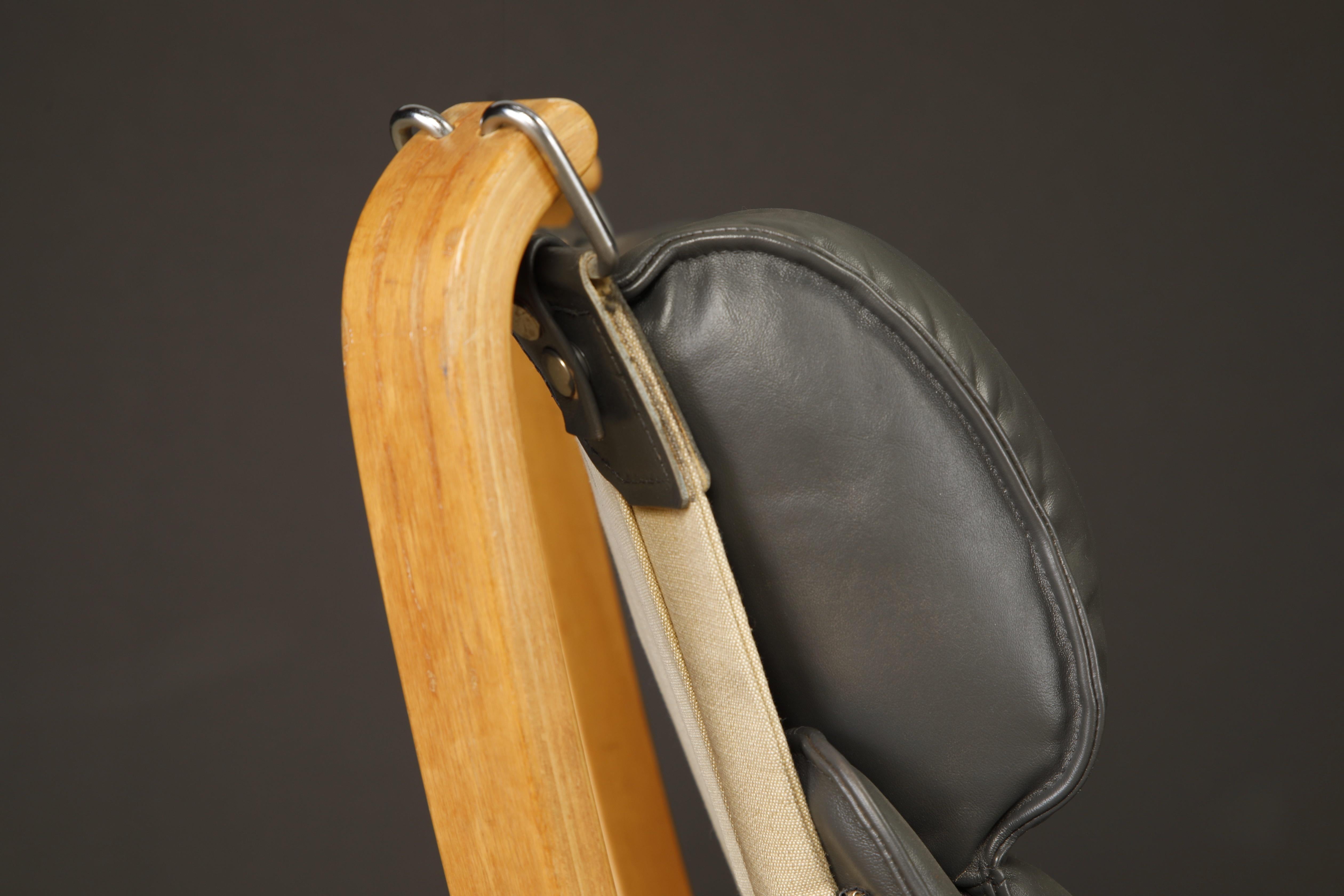 'Falcon' Chair and Ottoman by Sigurd Ressell for Vatne Møbler, 1970s, Signed For Sale 8