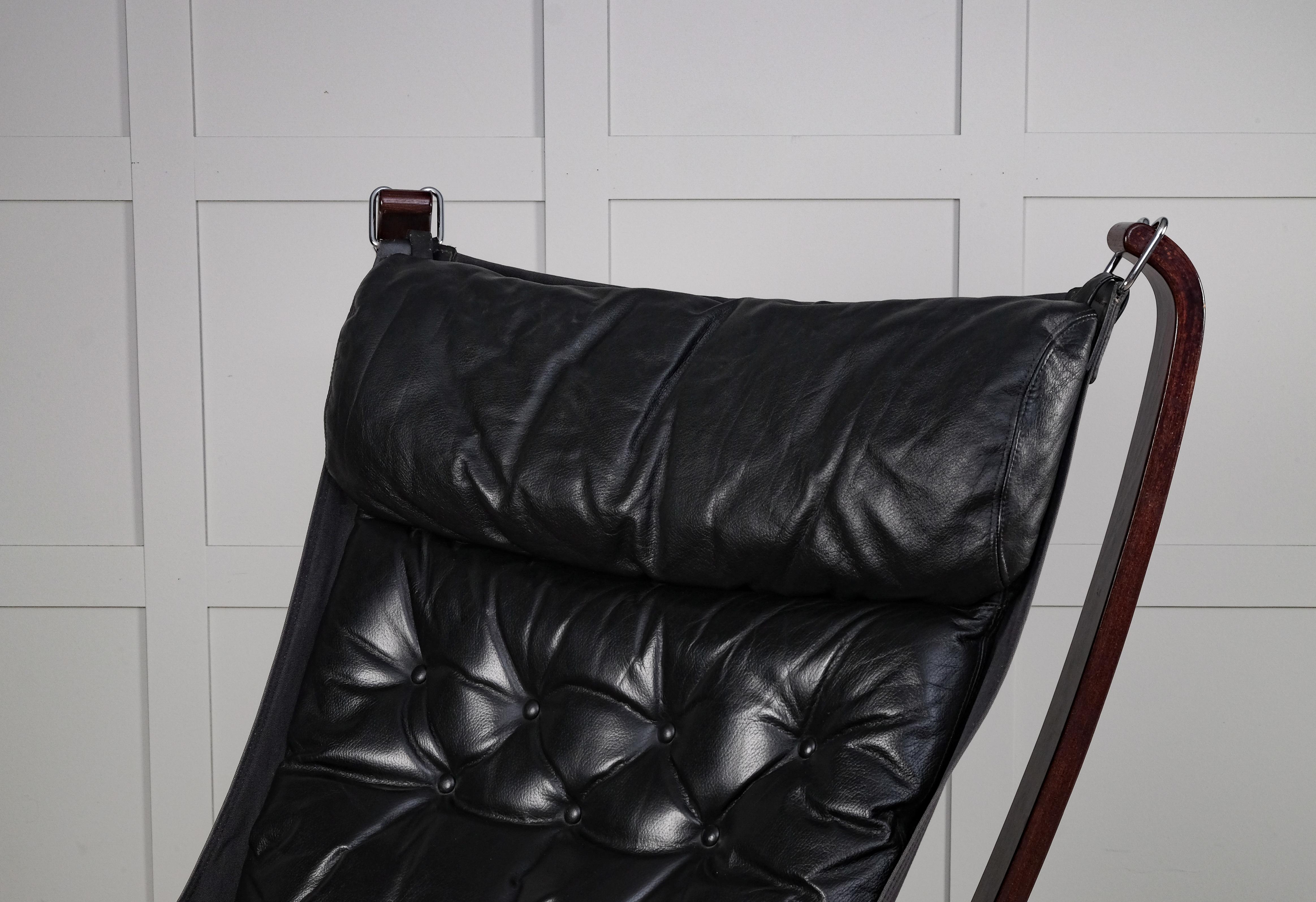 Cuir Chaise Falcon en cuir noir de Sigurd Ressell, 1970 en vente