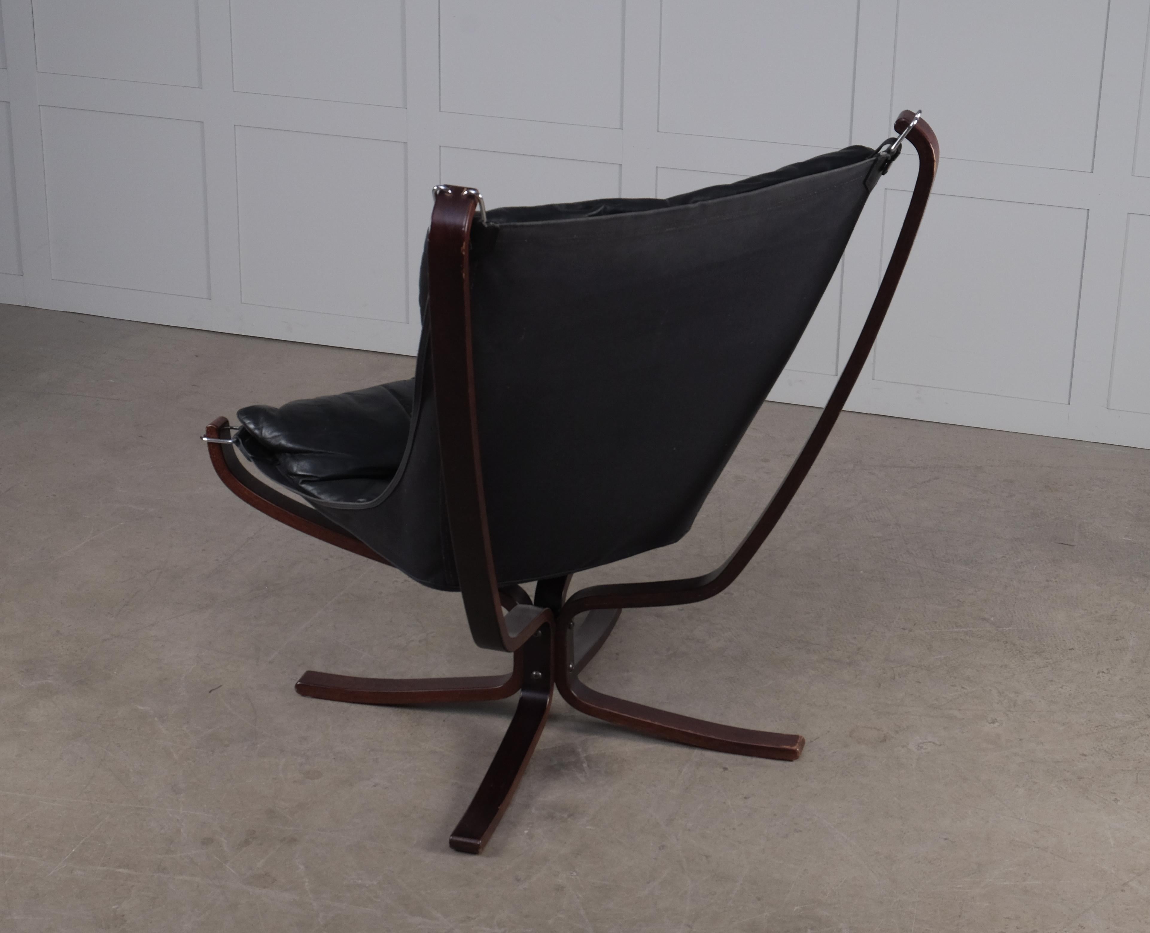 Black Leather 'Falcon' chair by Sigurd Ressell, 1970s In Good Condition For Sale In Stockholm, SE