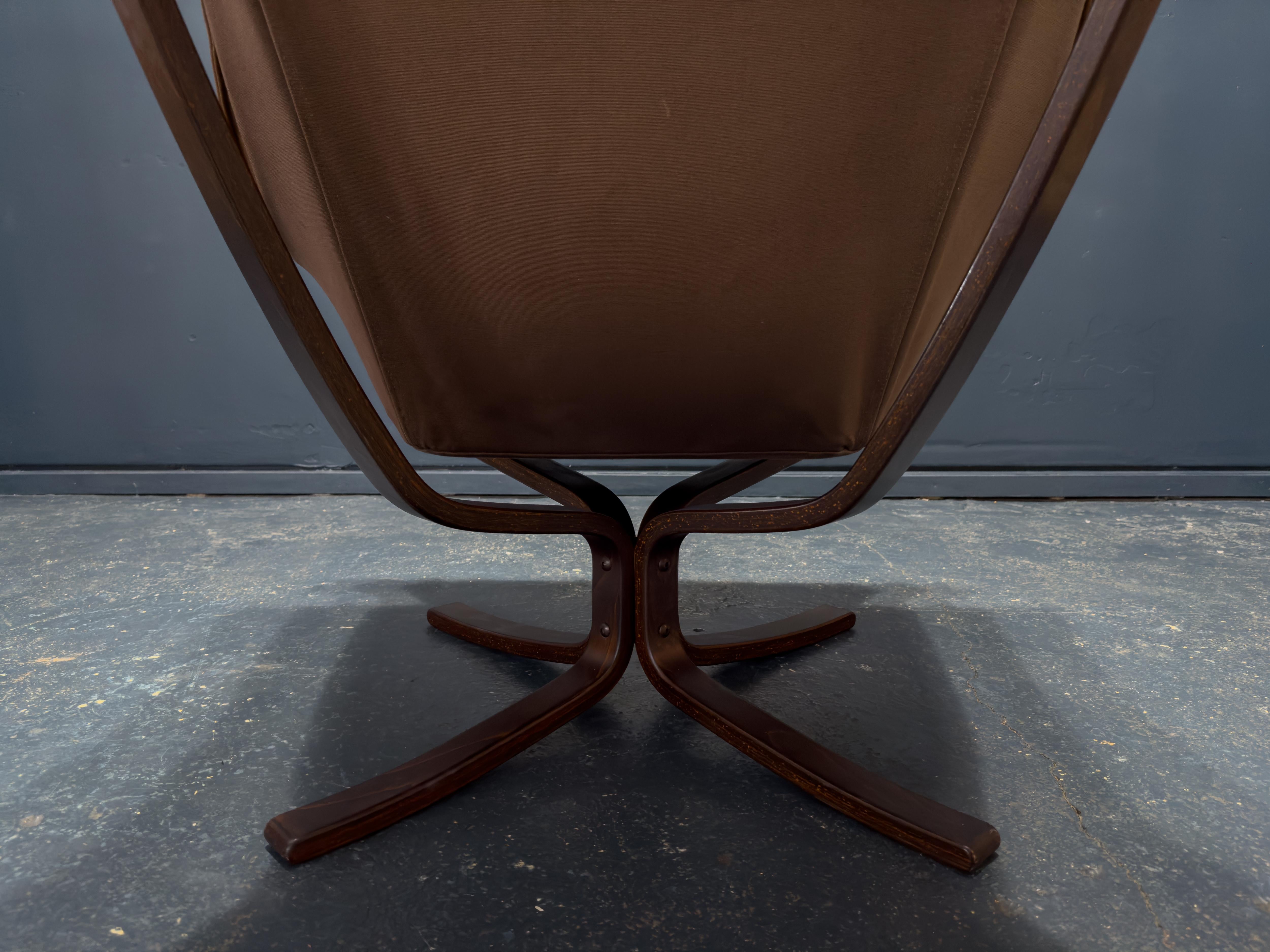 Falcon Chair with Footstool by Sigurd Resell For Sale 1
