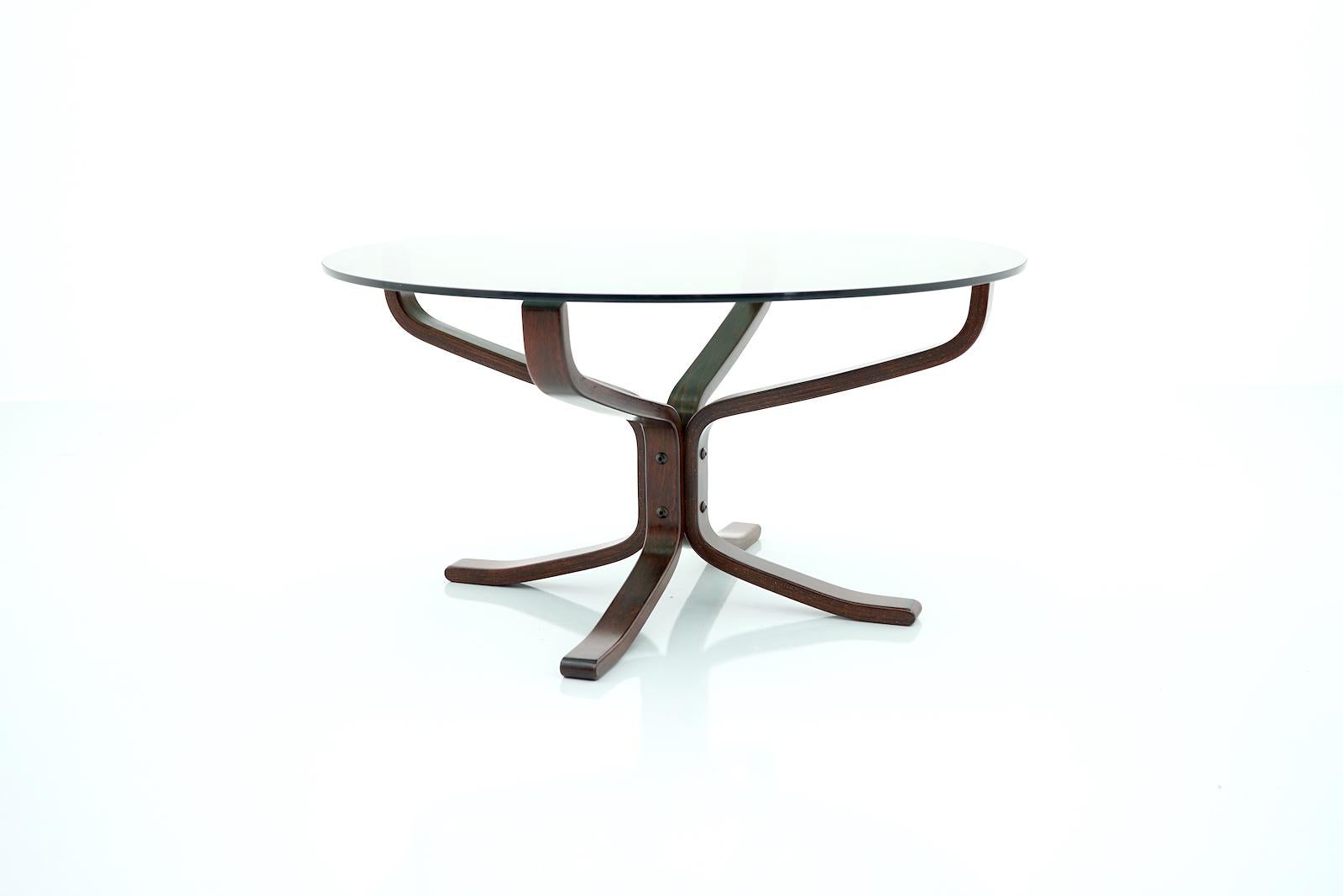 Circular coffee table by Sigurd Resell 