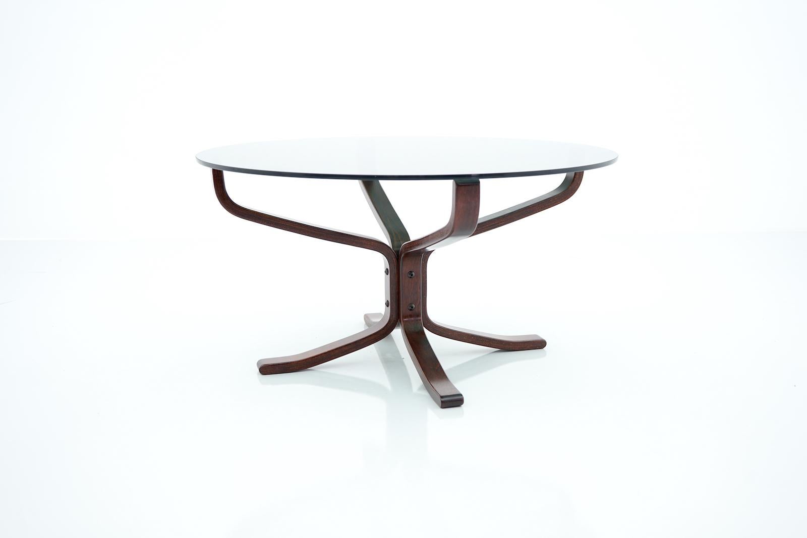 Scandinavian Modern Falcon Coffee Table by Sigurd Resell for Vatne Møbler, 1970s For Sale