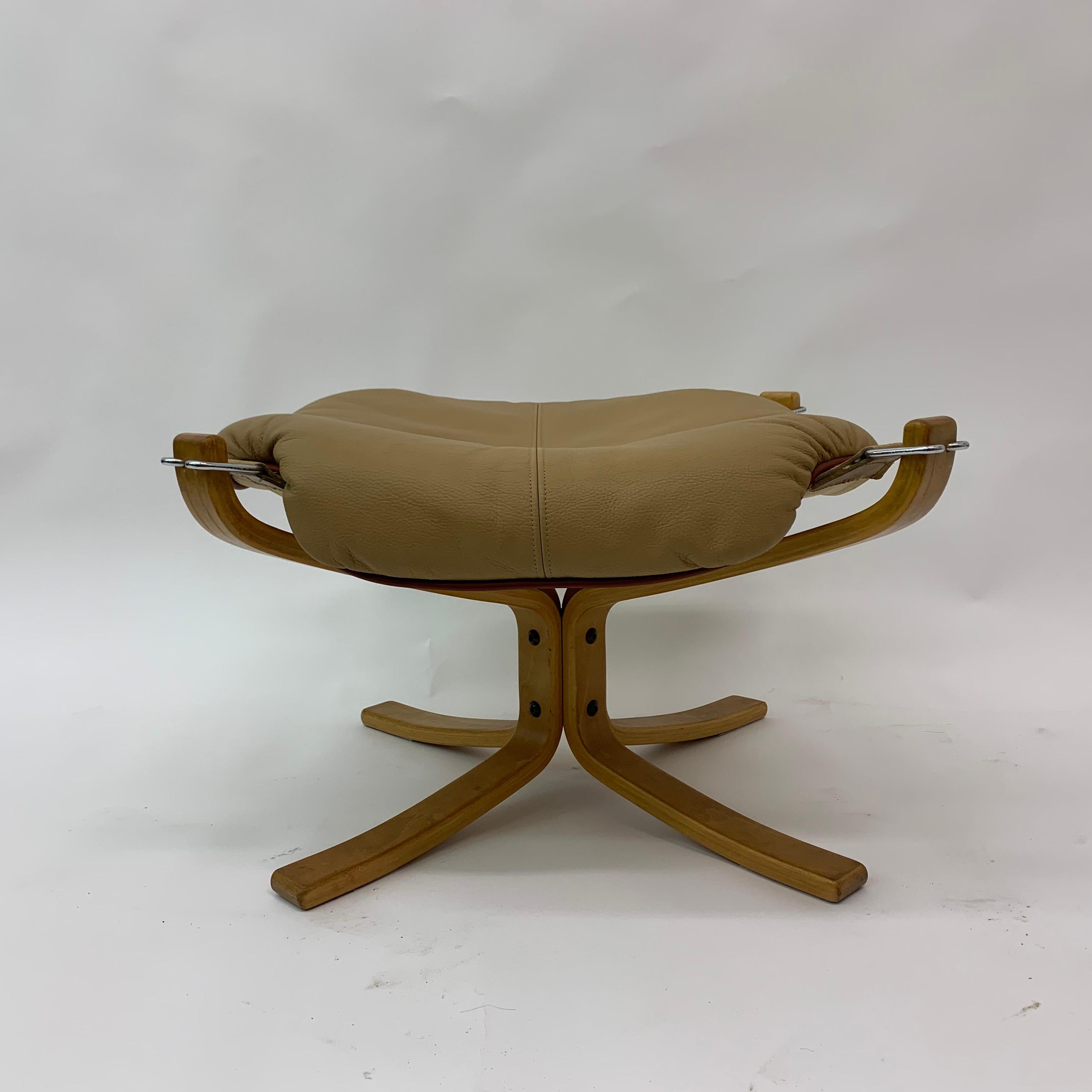 Falcon Leather hocker Chair by Sigurd Ressel for Vatne Møbler, 1970s For Sale 4