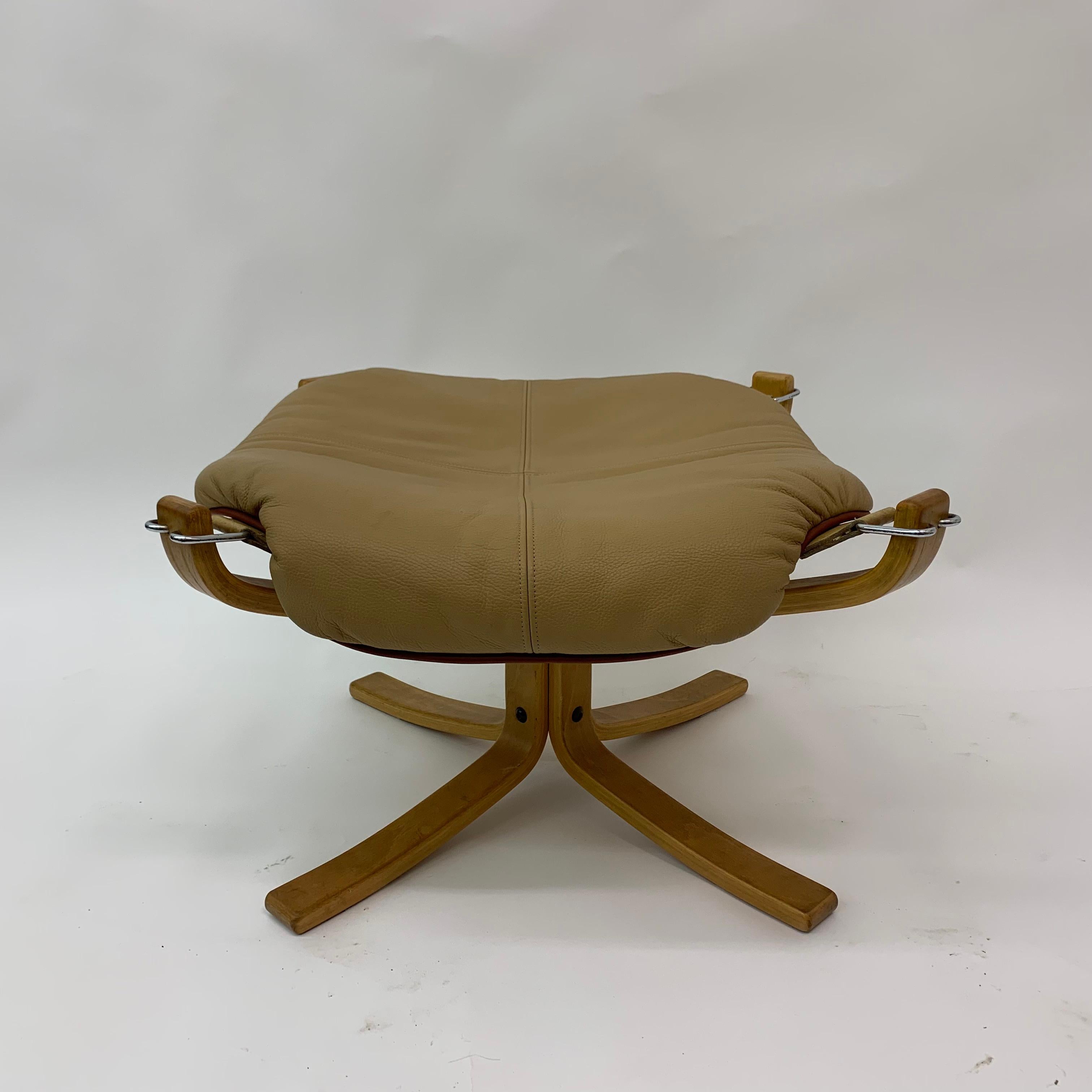 Falcon Leather hocker Chair by Sigurd Ressel for Vatne Møbler, 1970s For Sale 8