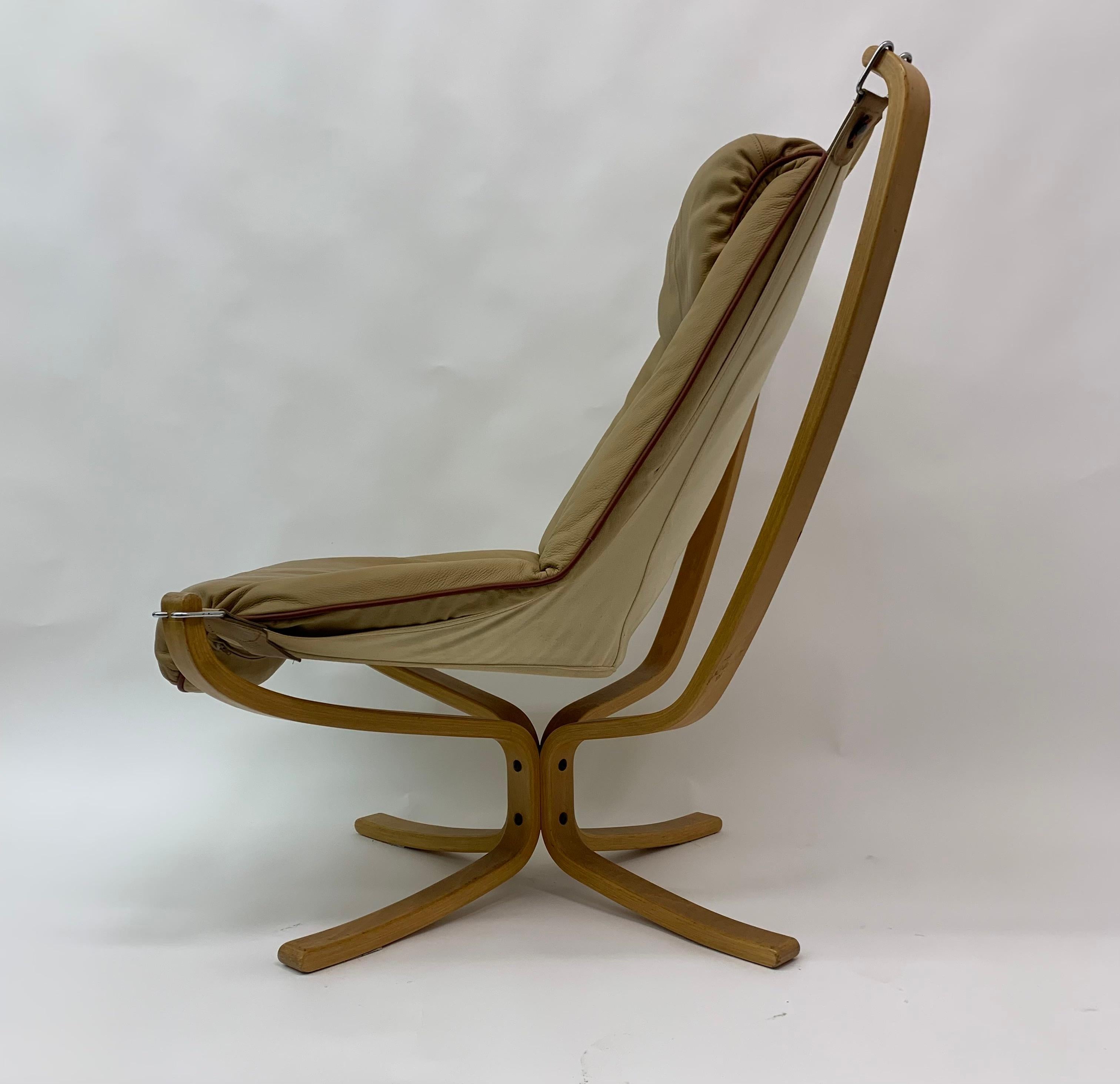 Falcon Leather Lounge Chair by Sigurd Ressel for Vatne Møbler, 1970s For Sale 4
