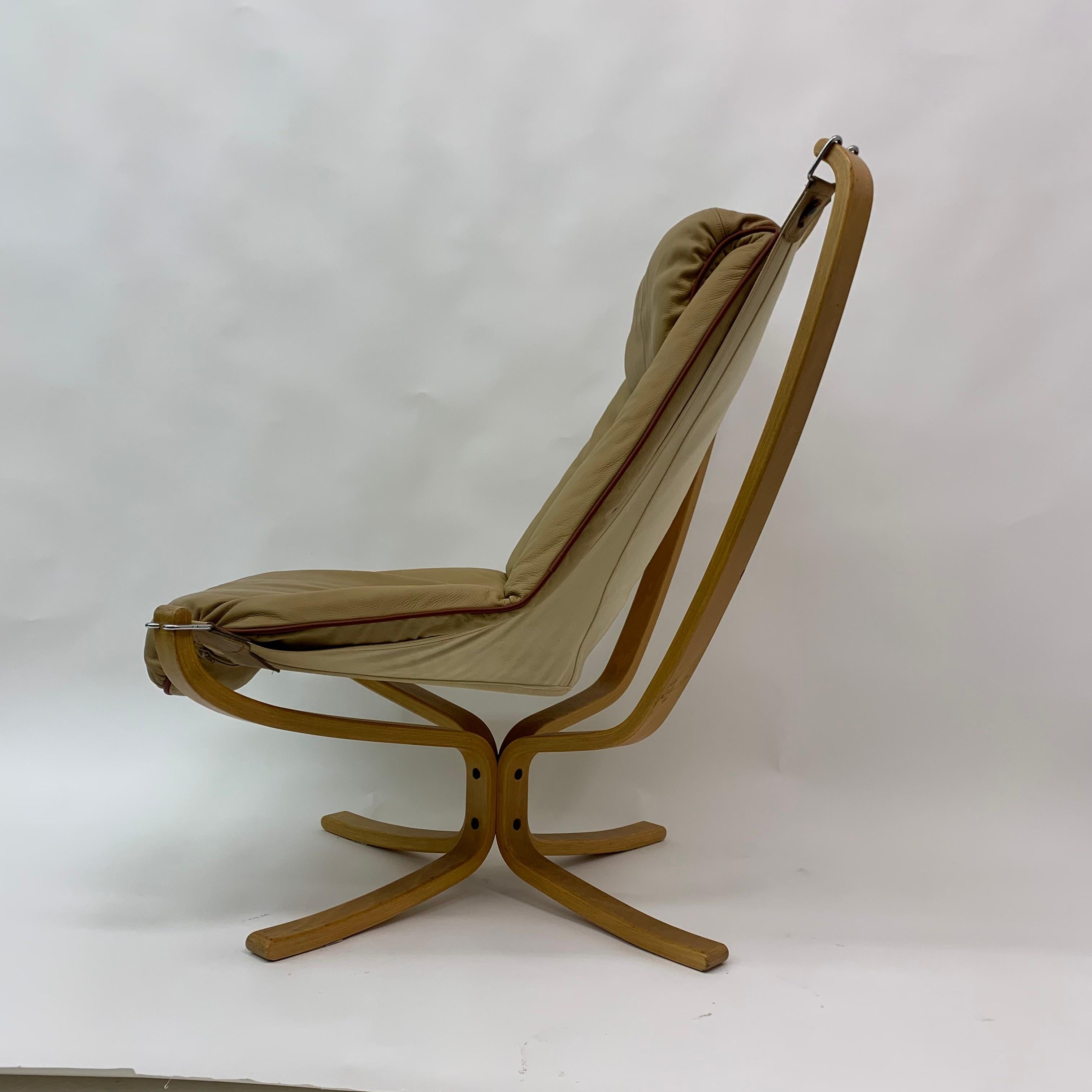 Falcon Leather Lounge Chair by Sigurd Ressel for Vatne Møbler, 1970s For Sale 5