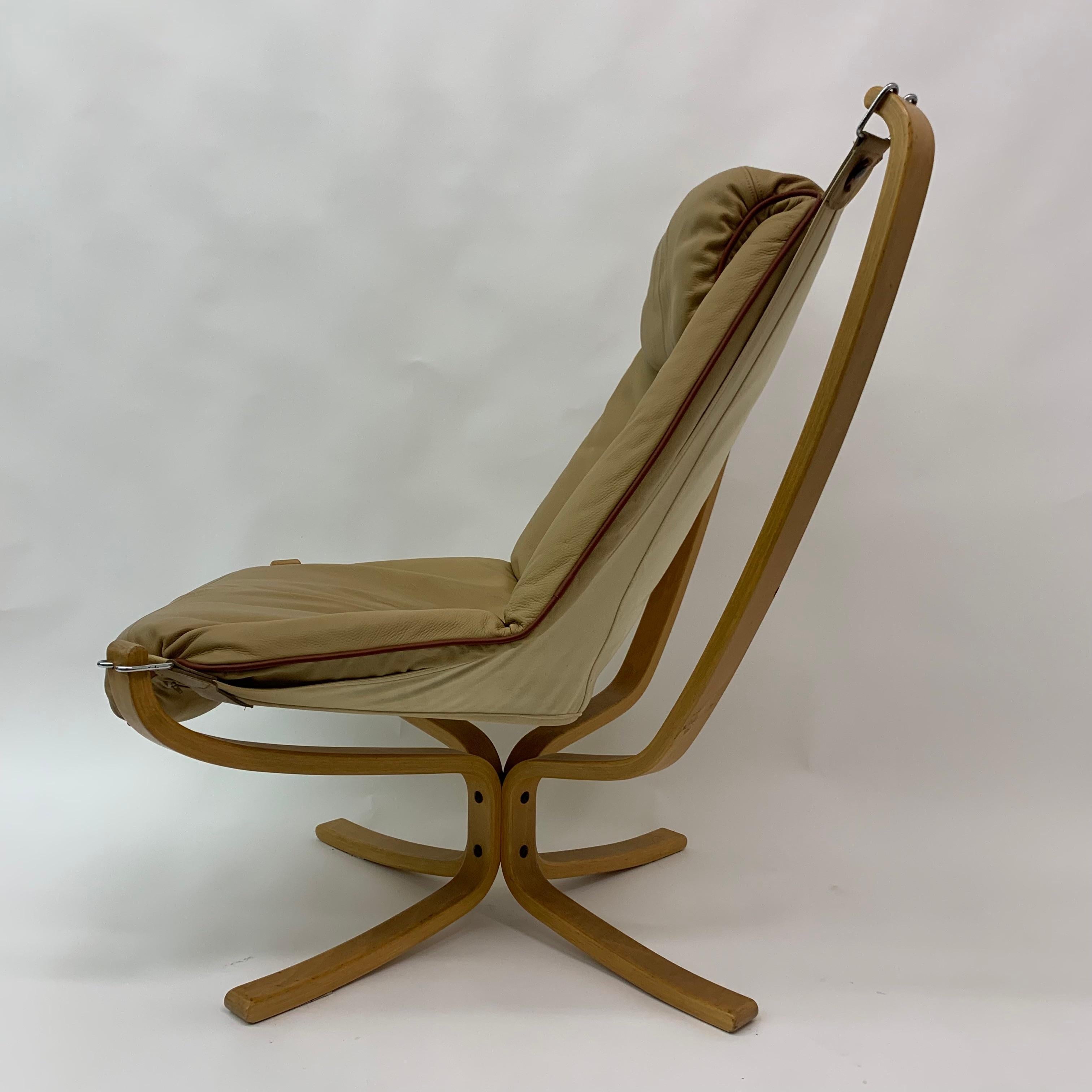 Cuir Chaise longue en cuir Falcon de Sigurd Ressel pour Vatne Møbler, 1970 en vente
