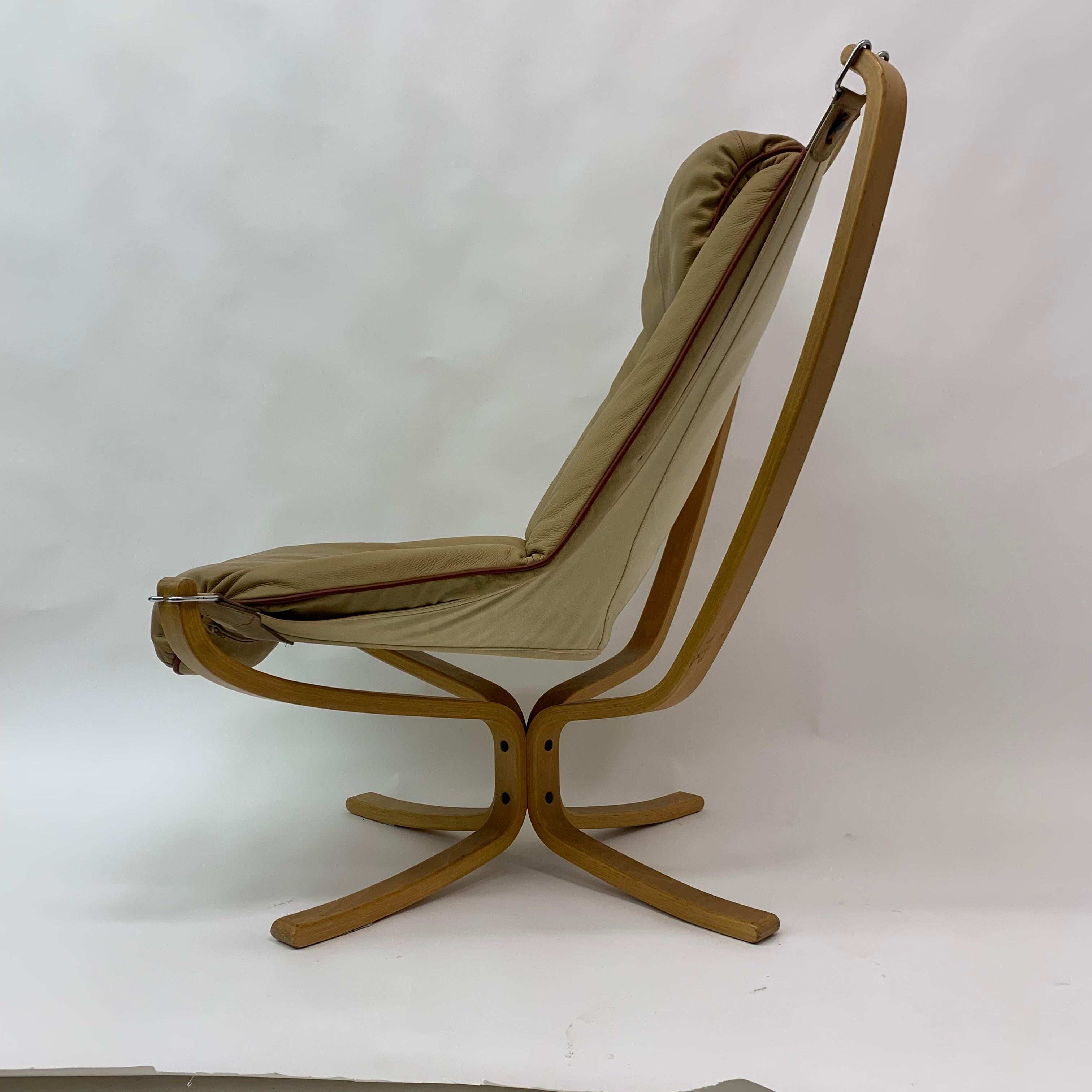 Falcon Leather Lounge Chair by Sigurd Ressel for Vatne Møbler, 1970s For Sale 3