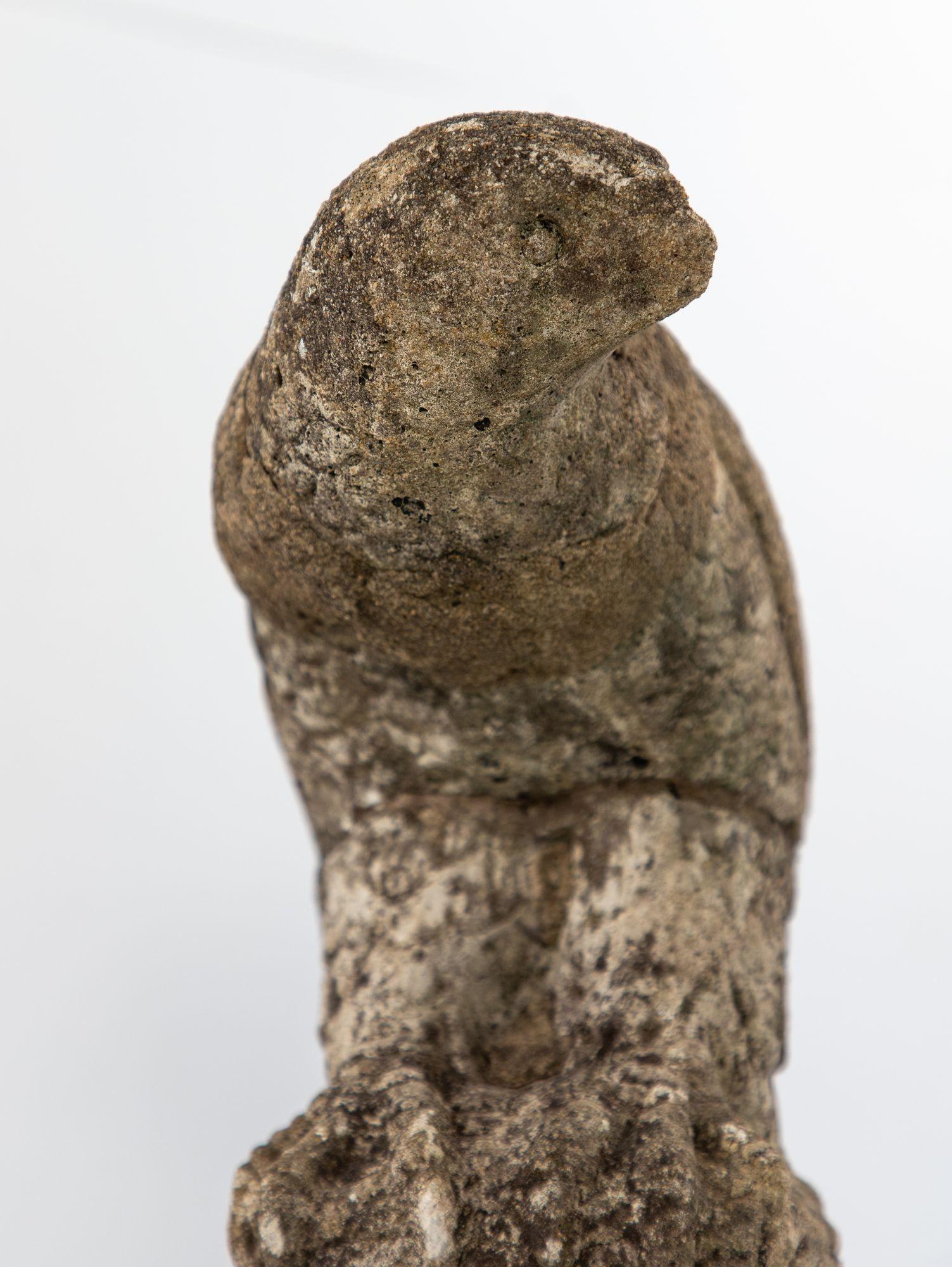 Falcon or Hawk Bird Stone Garden Ornament, Belgium Mid 20th C. en vente 2