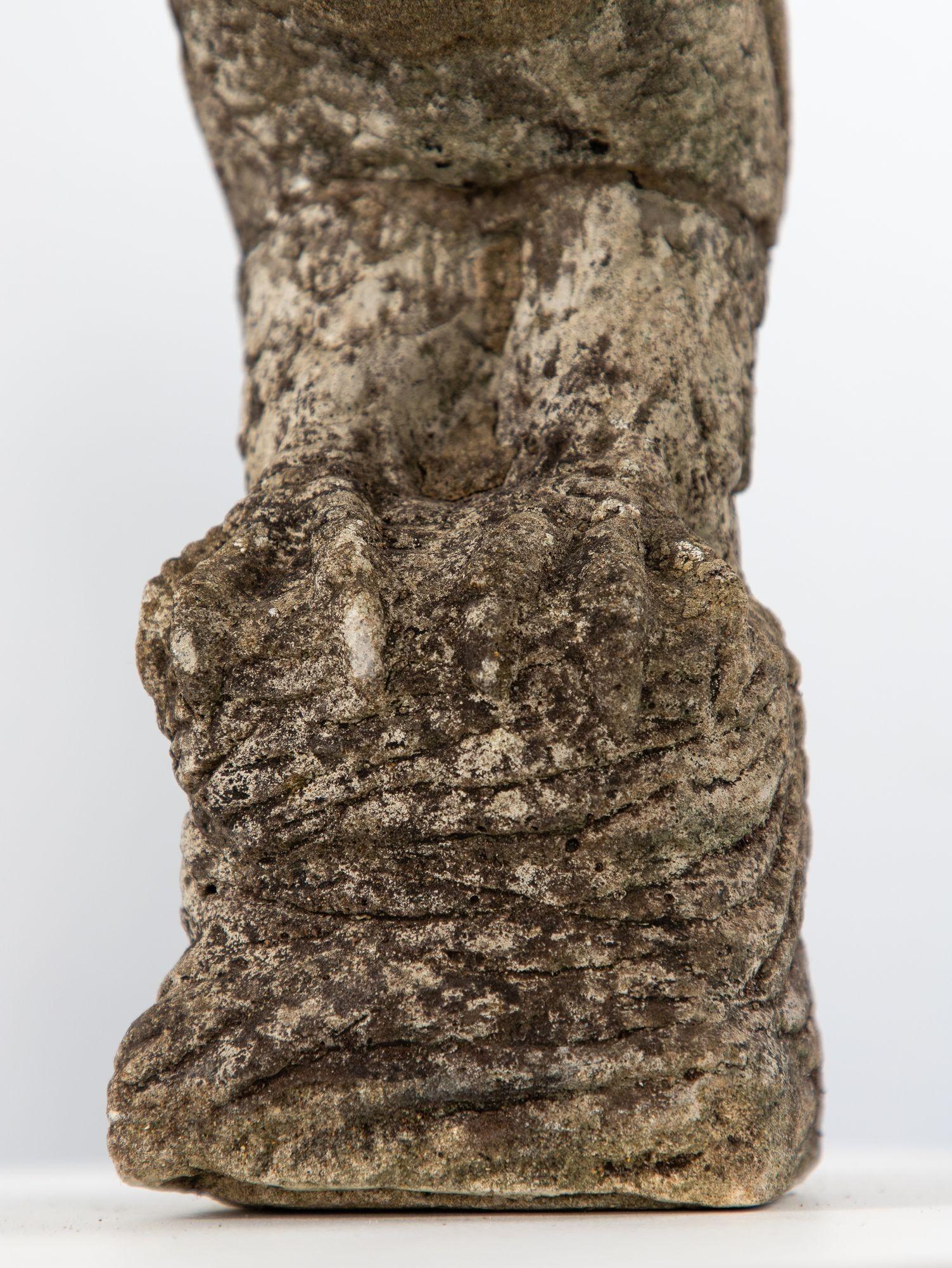 Falcon or Hawk Bird Stone Garden Ornament, Belgium Mid 20th C. en vente 3