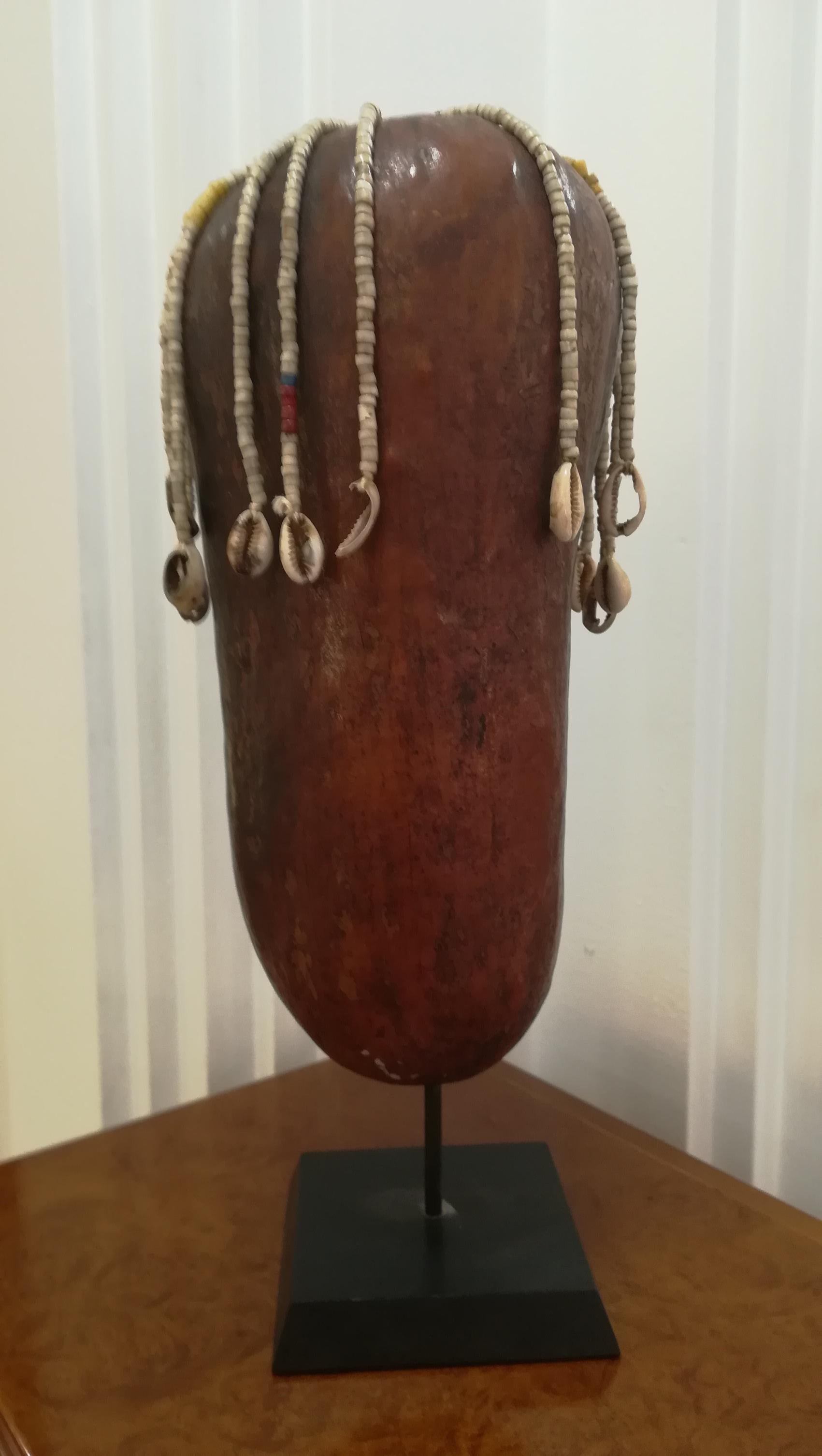 Fali Doll and Percussion Instrument Tanzania with Provenance In Good Condition In Saint-Ouen, FR