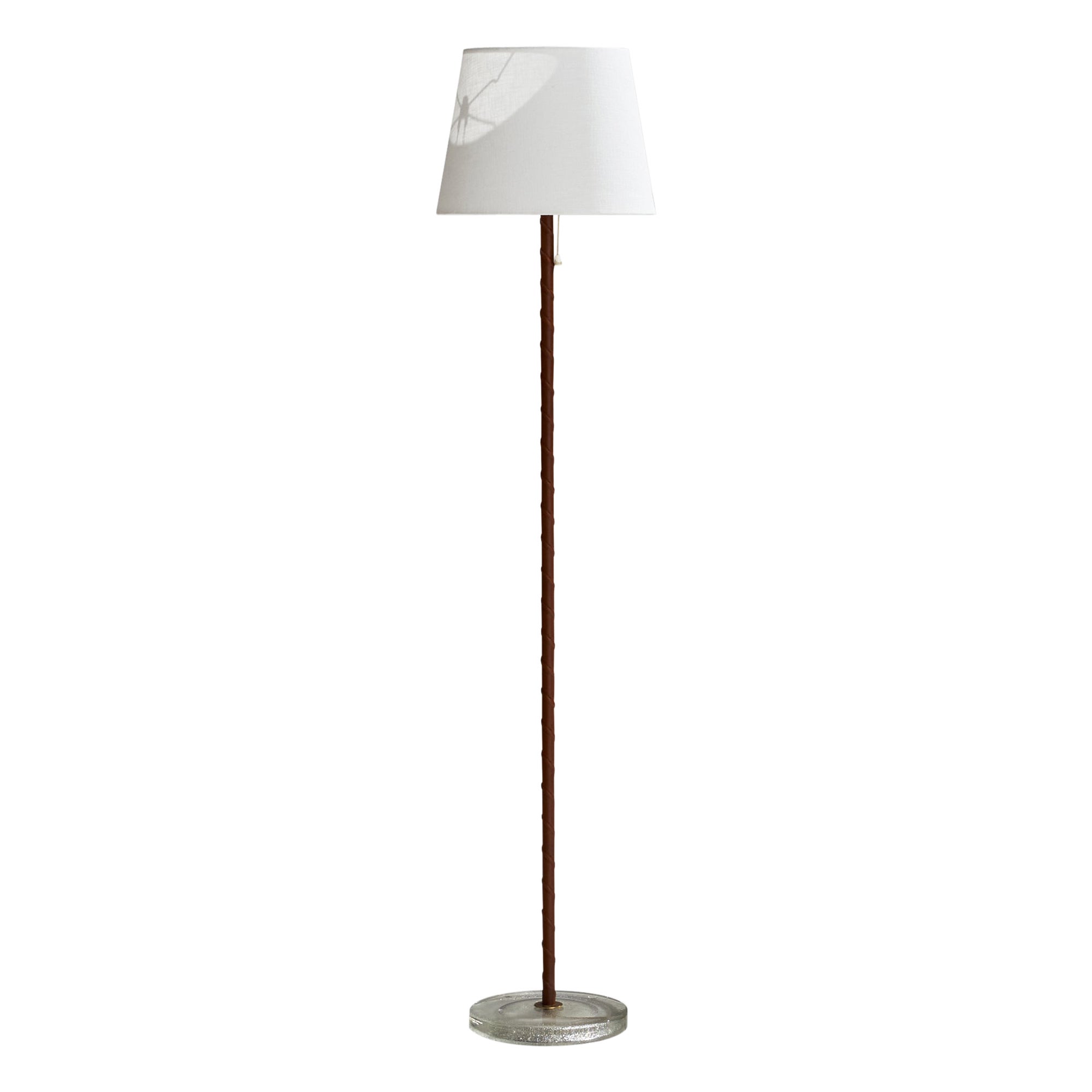 Falkenbergs Belysning, lampada da terra, ottone, pelle, vetro, anni '60