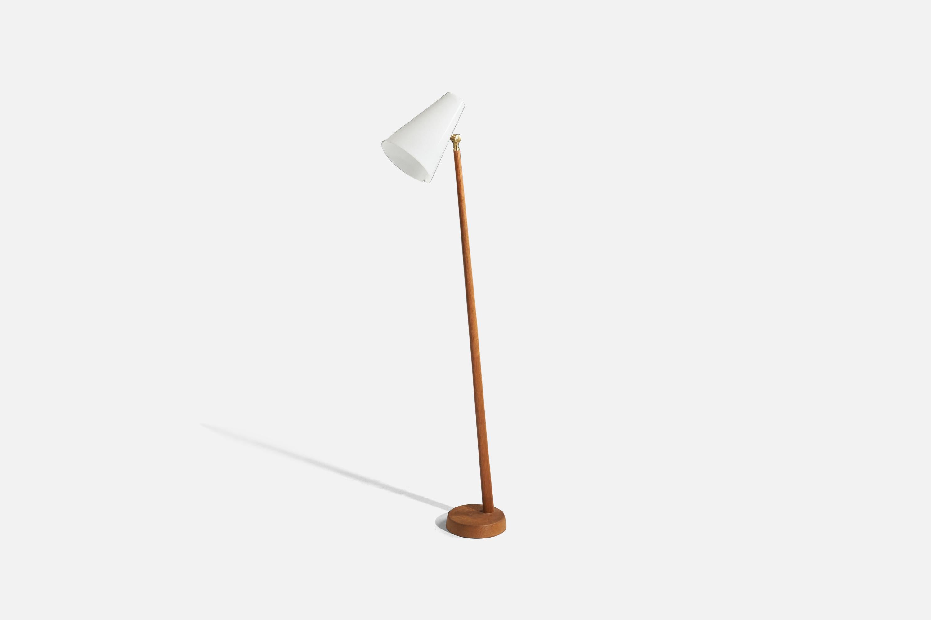 A brass, solid oak and acrylic, adjustable floor lamp designed and produced by Falkenbergs Belysning, Sweden, 1950s. 

Variable dimensions, measured as illustrated in the first image.

Socket takes standard E-26 medium base bulb.
There is no maximum