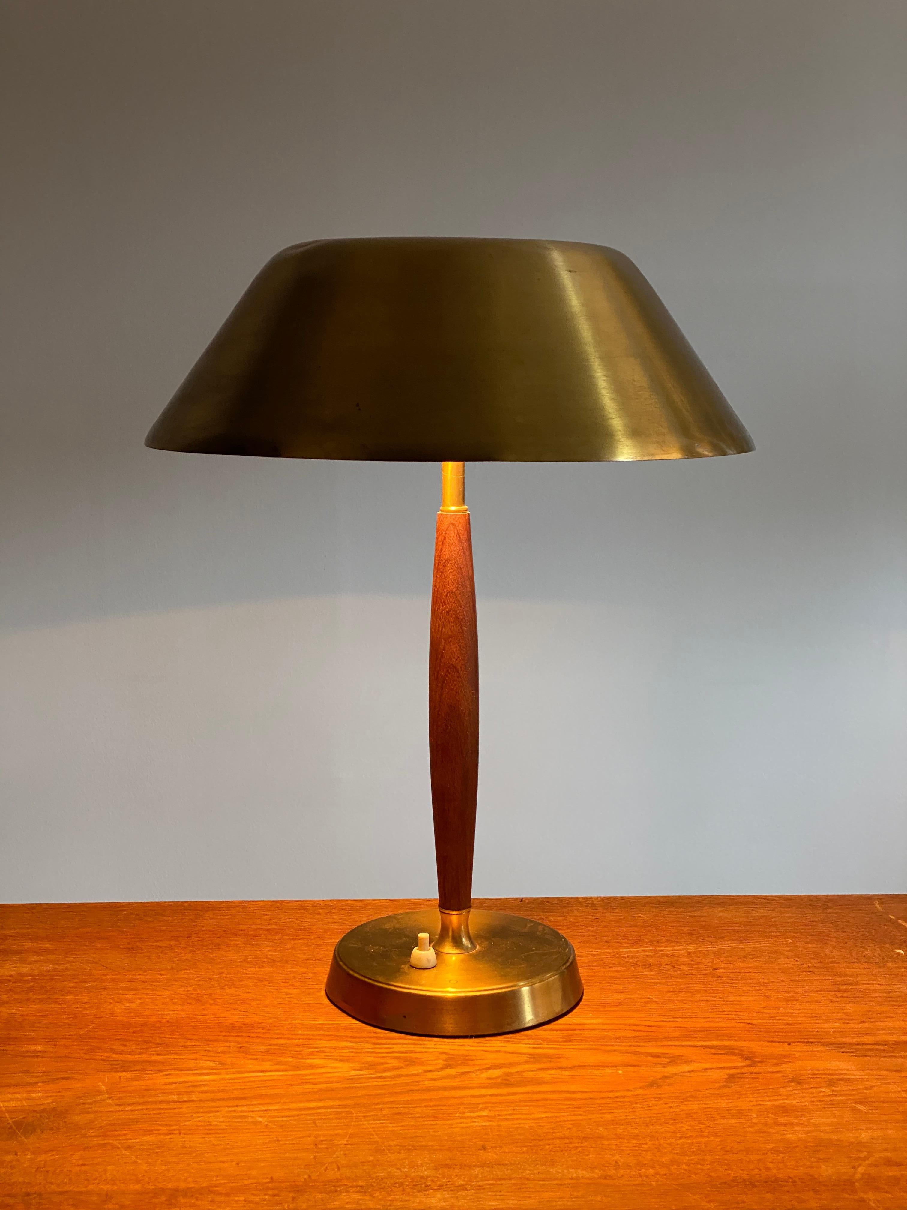A functionalist table lamp / desk light. Produced by Falkenbergs Belysning. 

Other designers of the period include Hans Bergström, Hans-Agne Jacobson, Alvar Aalto, Josef Frank, and Paavo Tynell.