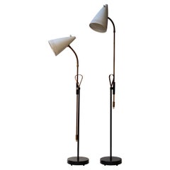 Falkenberg Coppia di lampade da terra in ottone regolabili in altezza Svezia 1950