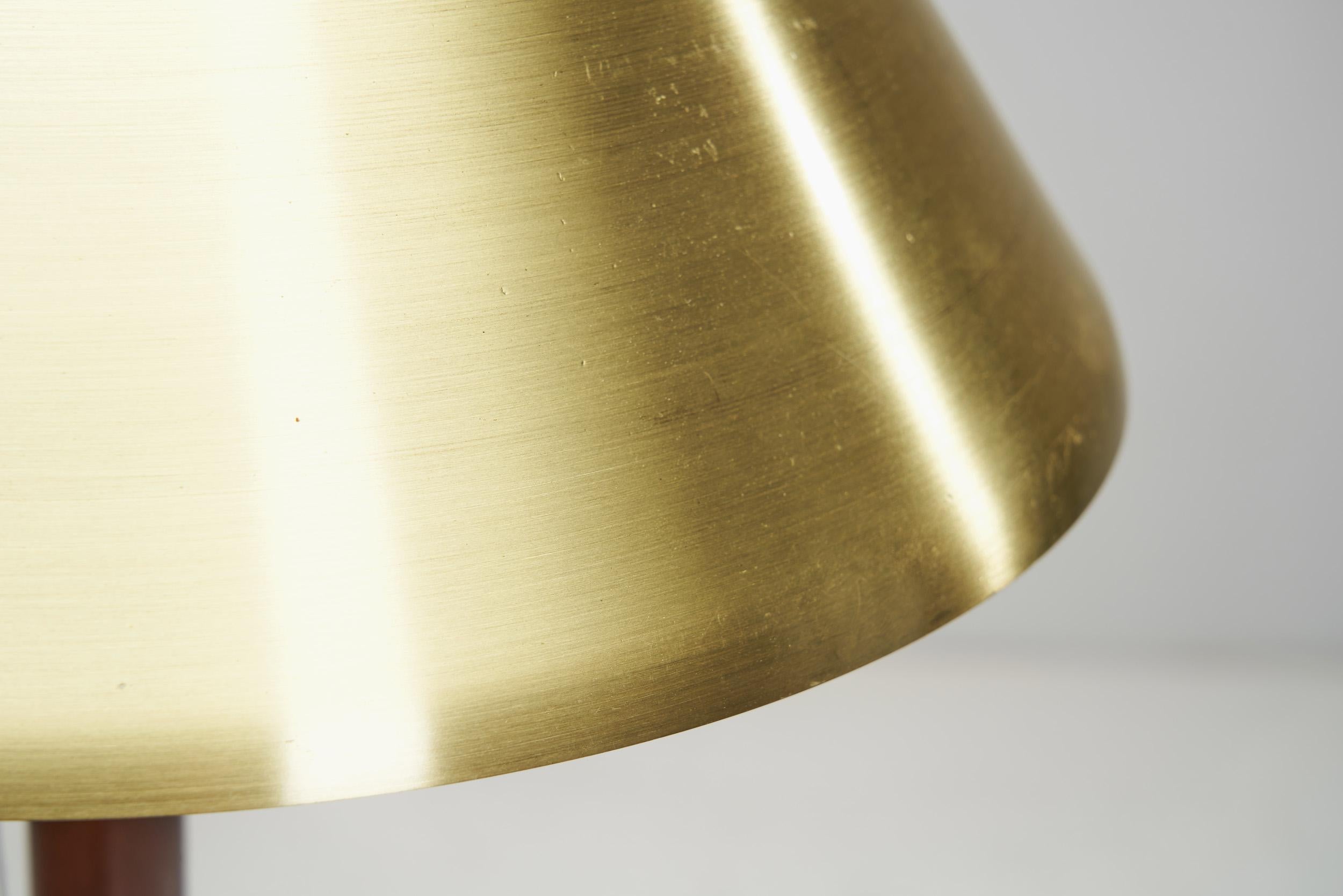 Falkenbergs Belysning Brass and Leather Table Lamp, Sweden, 1960s For Sale 5