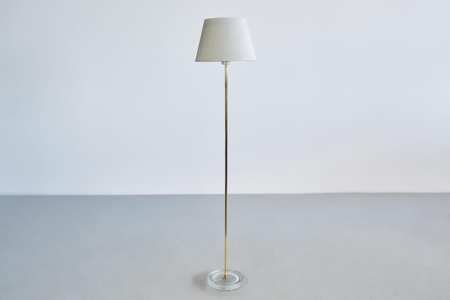 Falkenbergs Belysning Floor Lamp in Glass and Brass, Sweden, 1960s For Sale 6
