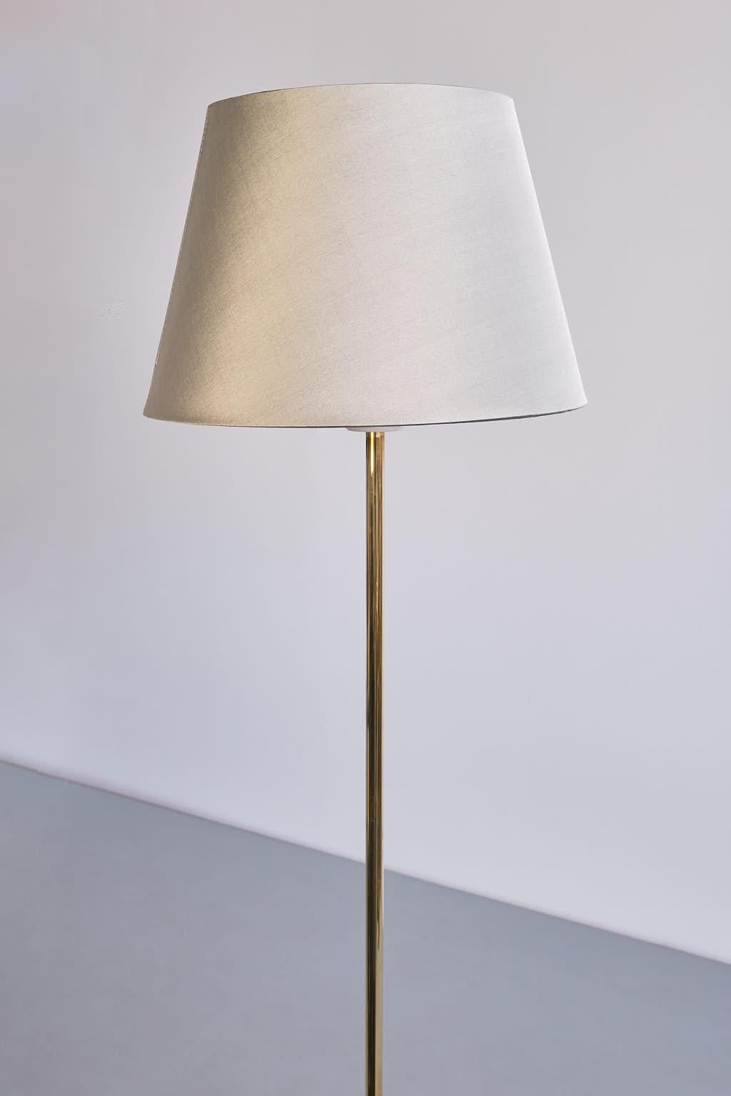 Scandinavian Modern Falkenbergs Belysning Floor Lamp in Glass and Brass, Sweden, 1960s For Sale