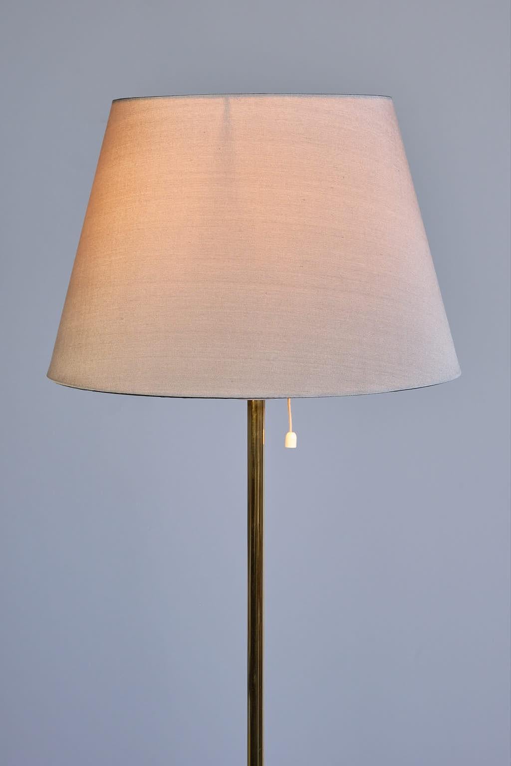 Lámpara de pie Falkenbergs Belysning de cristal y latón, Suecia, años 60 en venta 2