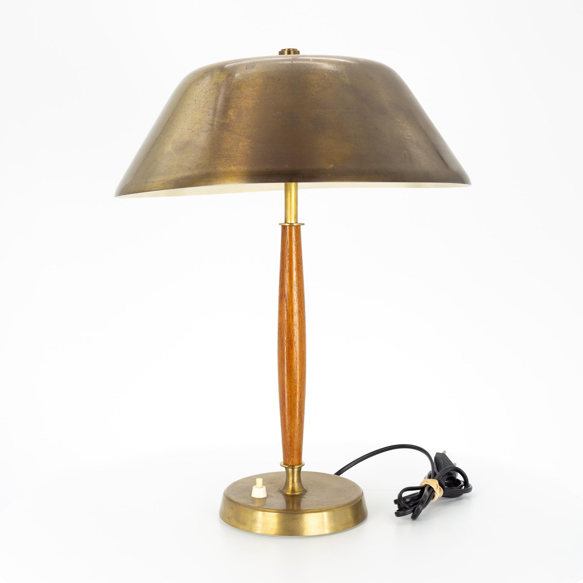 Falkenbergs Belysning Mid Century Brass and Walnut Table Lamp In Good Condition In Countryside, IL