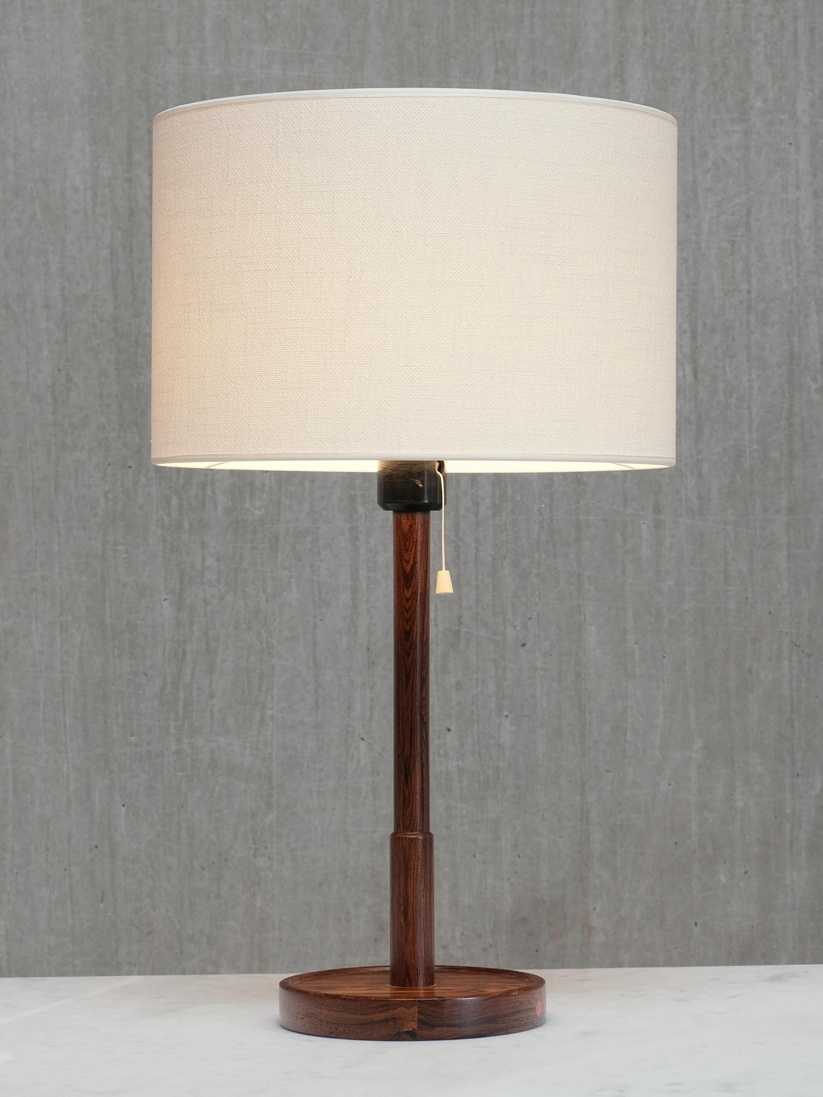 Lampe de table en bois de rose Falkenbergs Belysning, Model No 6120, Suède, années 1950 en vente 3