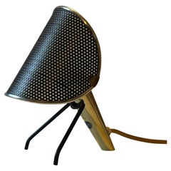 Falkenbergs Belysning, lampe de table scandinave en laiton Grasshopper, Suède, années 1950