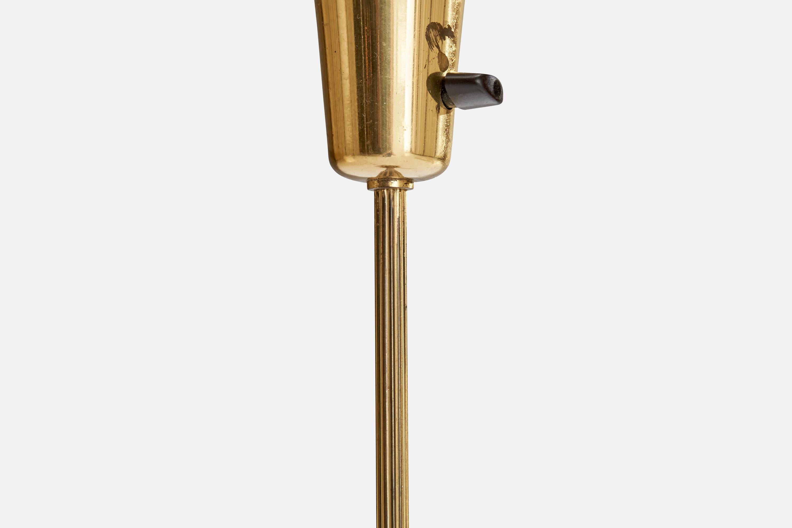 Milieu du XXe siècle Falkenbergs Belysning, lampes de bureau, laiton, Suède, années 1960 en vente