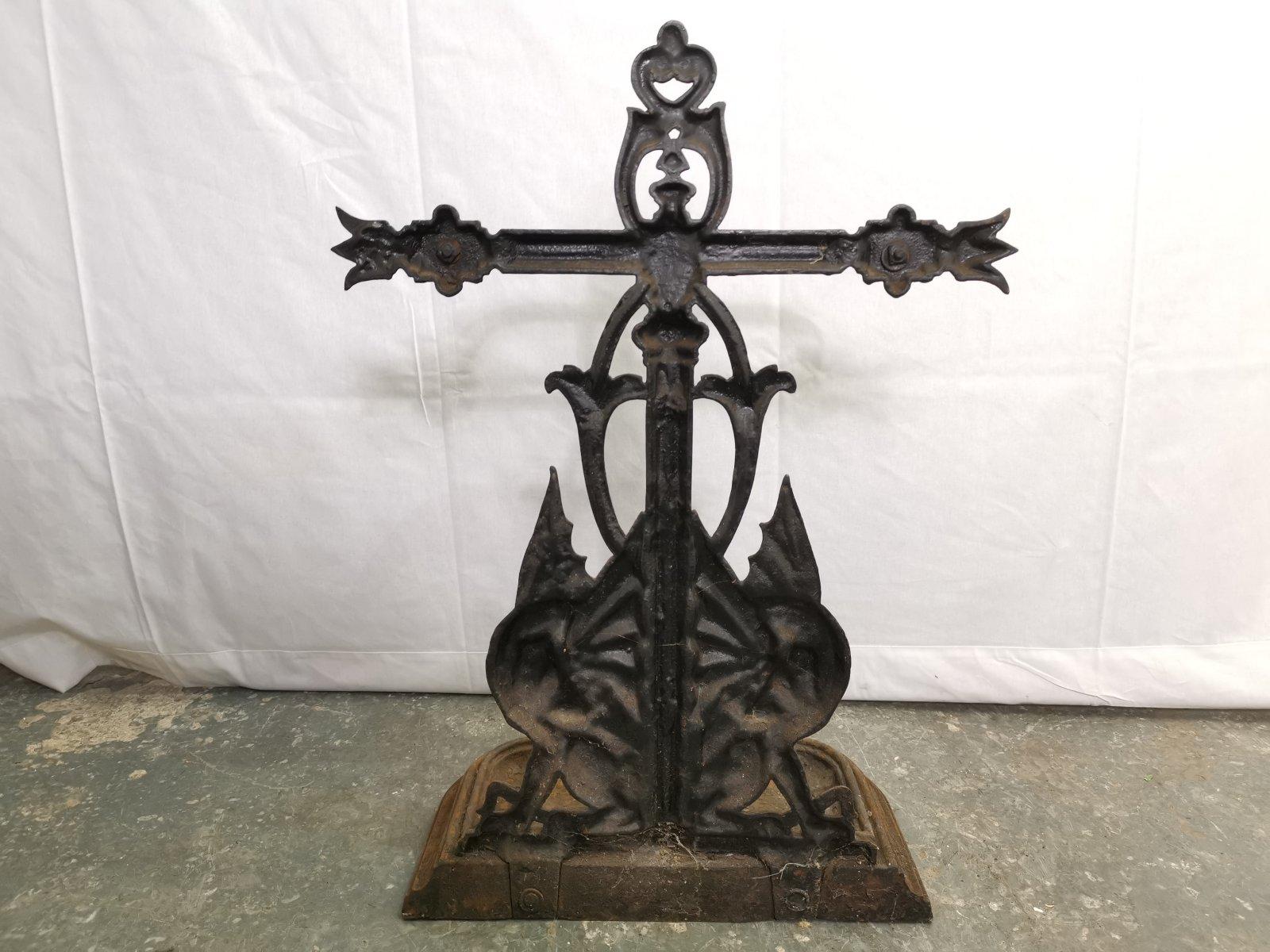 Falkirk, an Aesthetic Movement Cast Iron Stick Stand with Mythical Dragons For Sale 8