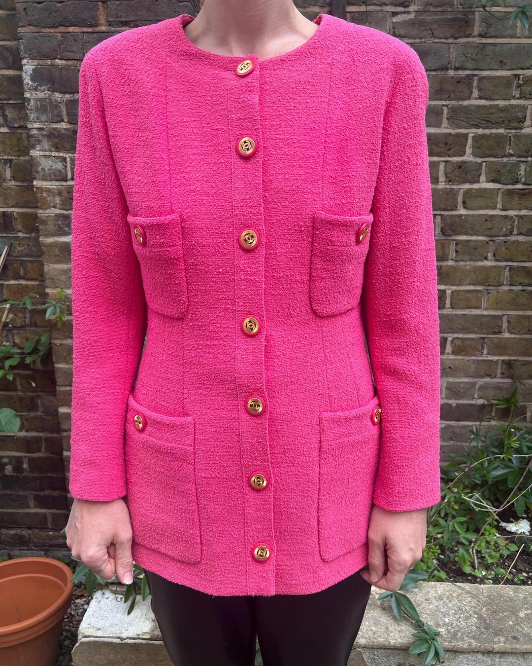 Fall 1991 Chanel Runway Documented Pink Boucle Wool Jacket For Sale 3