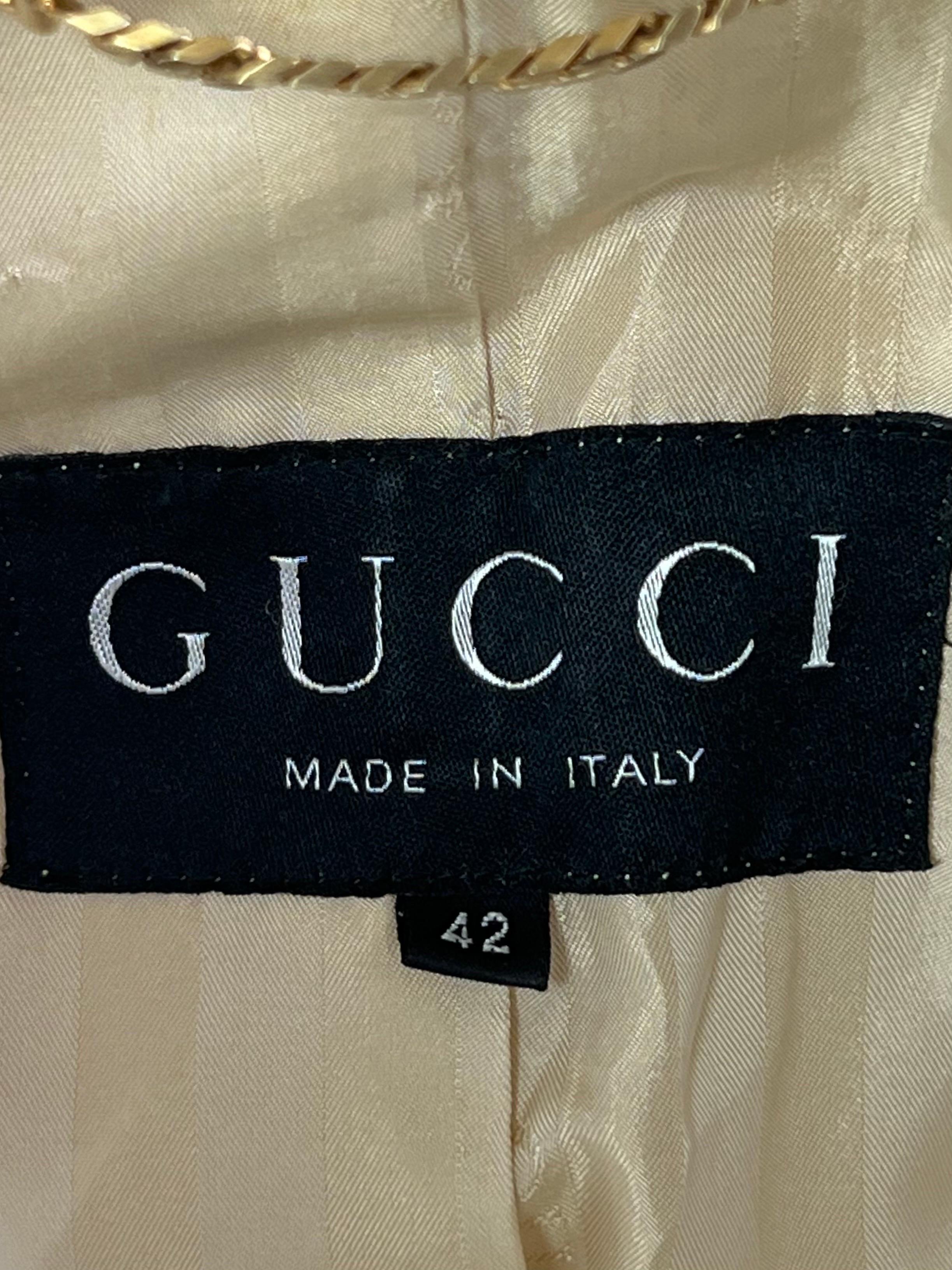 Gucci par Tom Ford, automne 1996  Manteau en fausse fourrure crème en vente 5
